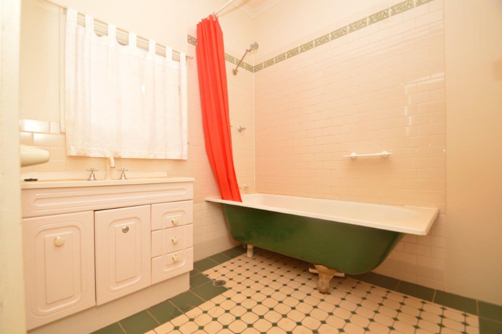 12 Nicholls Street, Broken Hill, NSW, 2880, Broken Hill - Thumbnail 6