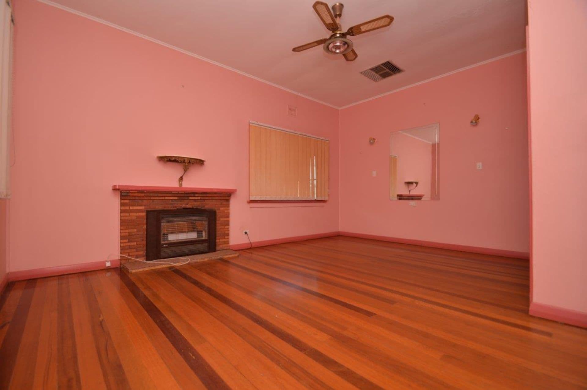 3 Wentworth Road, Broken Hill, NSW, 2880, Broken Hill - Thumbnail 4