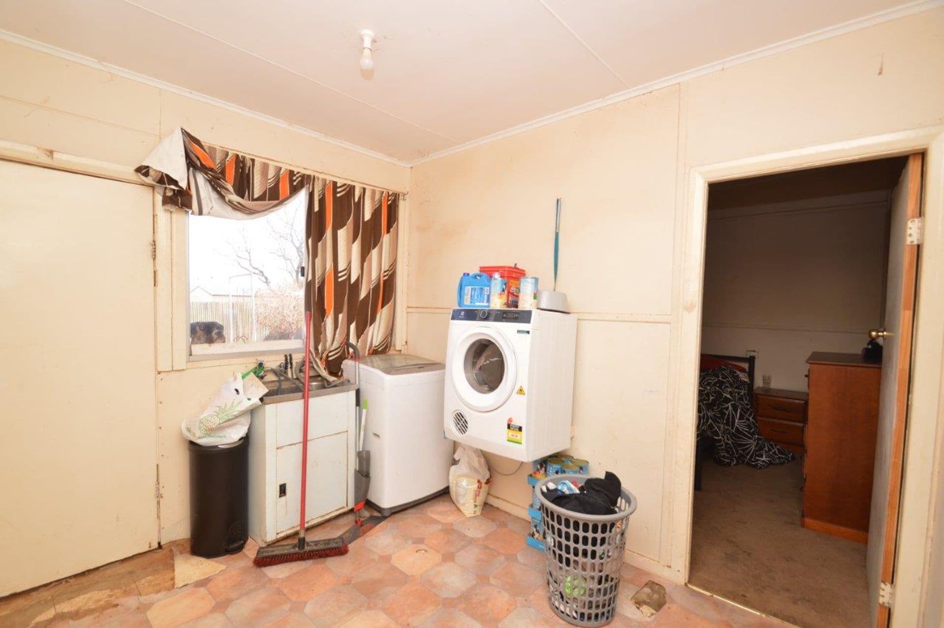 148 Pell Lane, Broken Hill, NSW, 2880, Broken Hill - Thumbnail 5