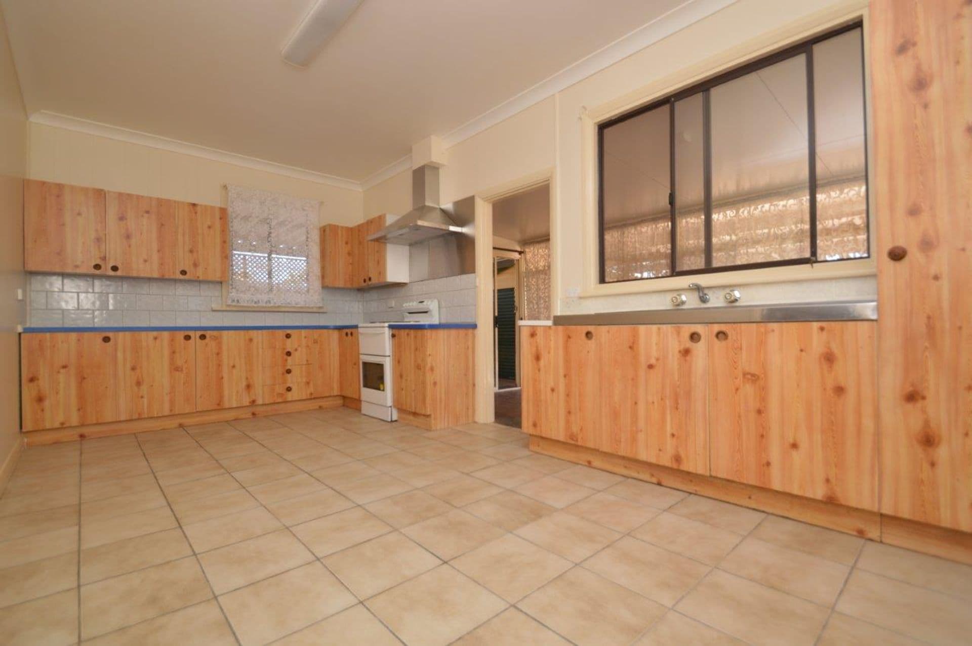 126 Cornish Street, Broken Hill, NSW, 2880, Broken Hill - Thumbnail 2