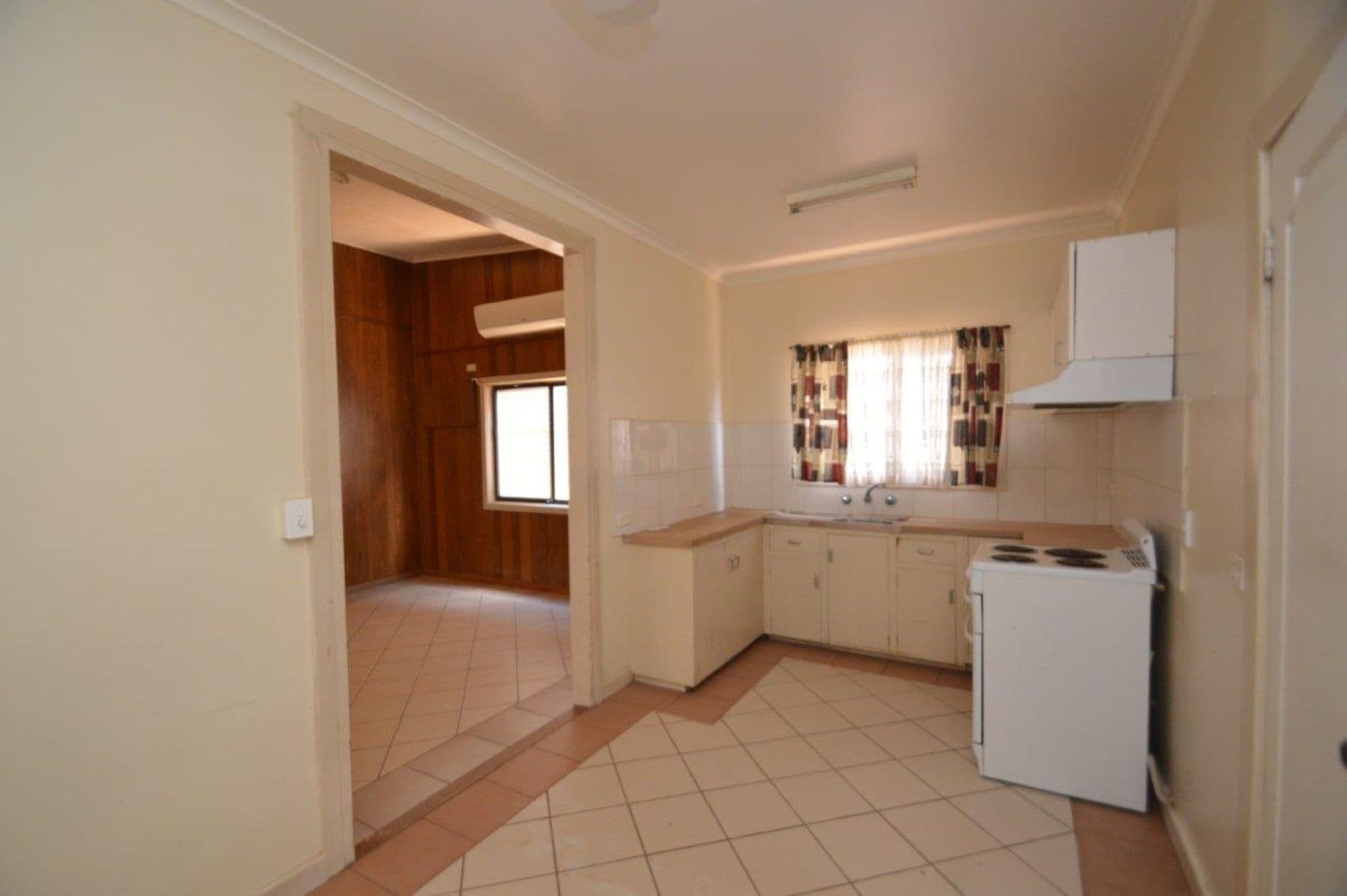 538 Wolfram Street, Broken Hill, NSW, 2880, Broken Hill - Thumbnail 2