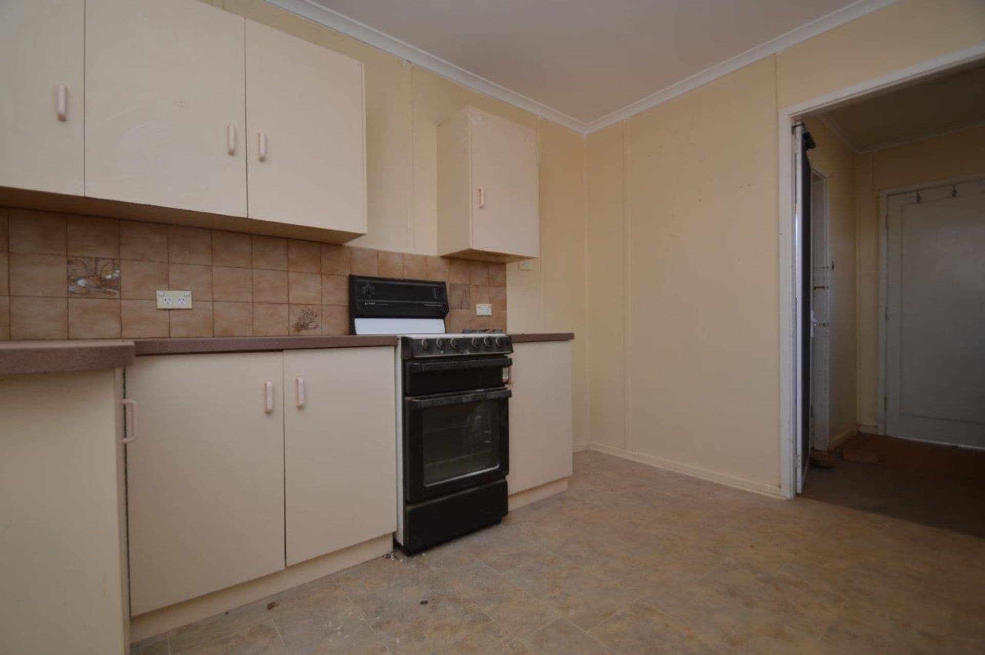 321 Knox Street, Broken Hill, NSW, 2880, Broken Hill - Thumbnail 3