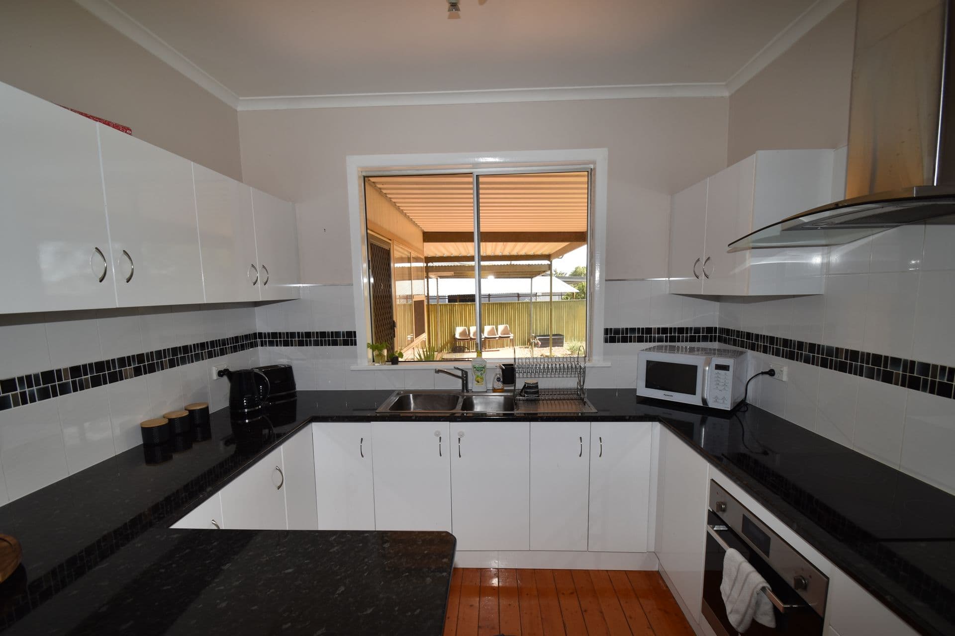 2 Casuarina Avenue, Broken Hill, NSW, 2880, Broken Hill - Thumbnail 3