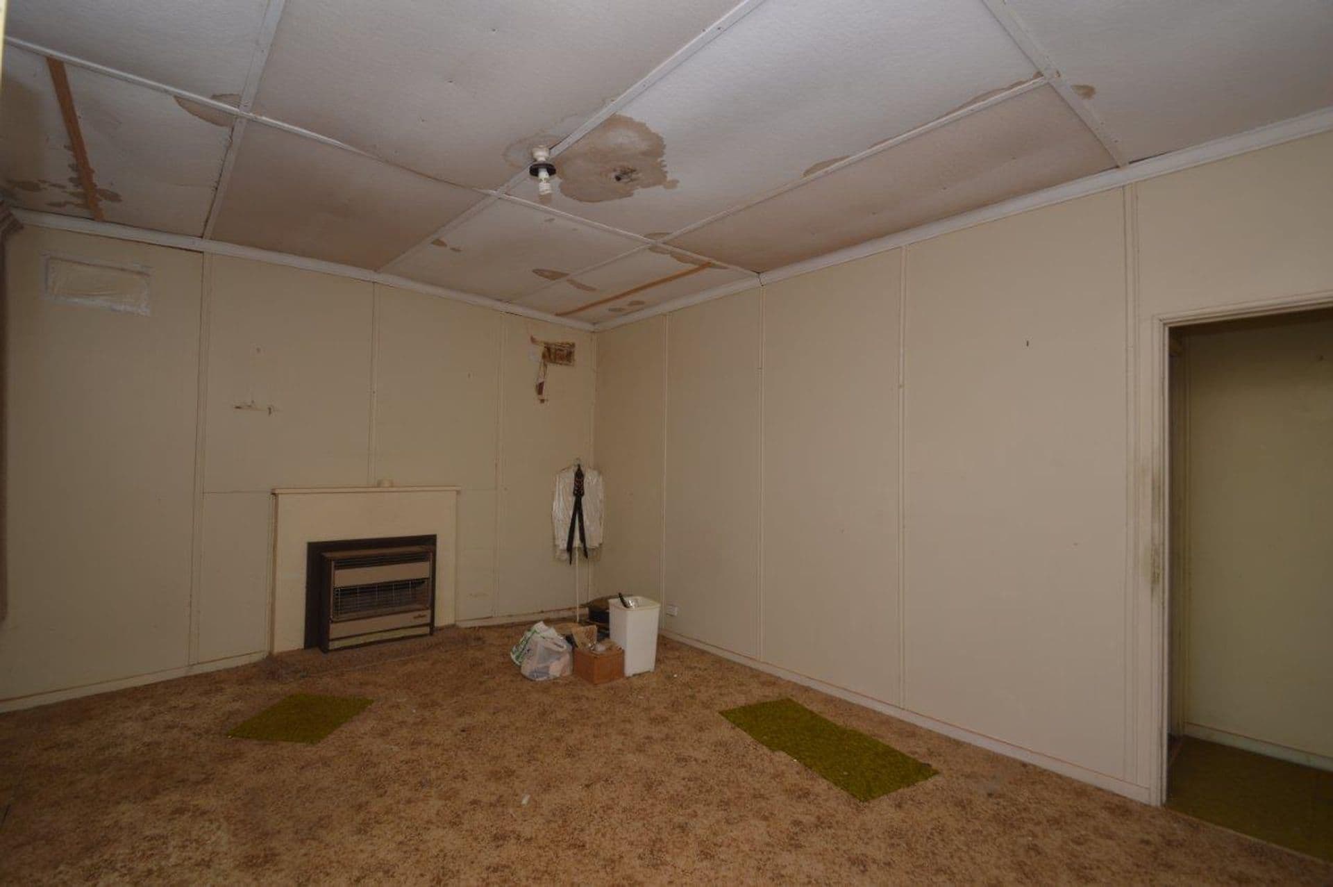 216 Knox Street, Broken Hill, NSW, 2880, Broken Hill - Thumbnail 2
