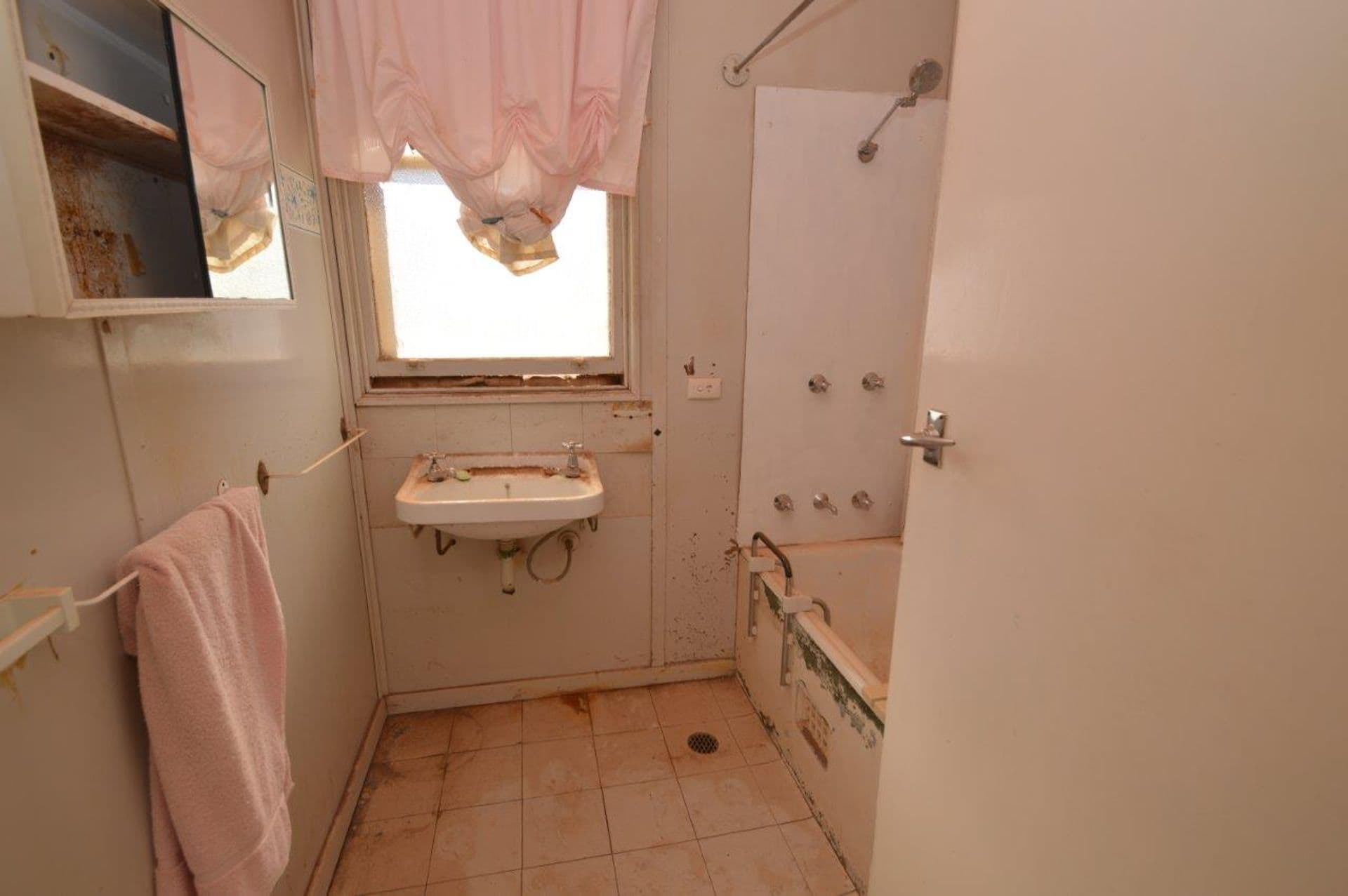 216 Knox Street, Broken Hill, NSW, 2880, Broken Hill - Thumbnail 8