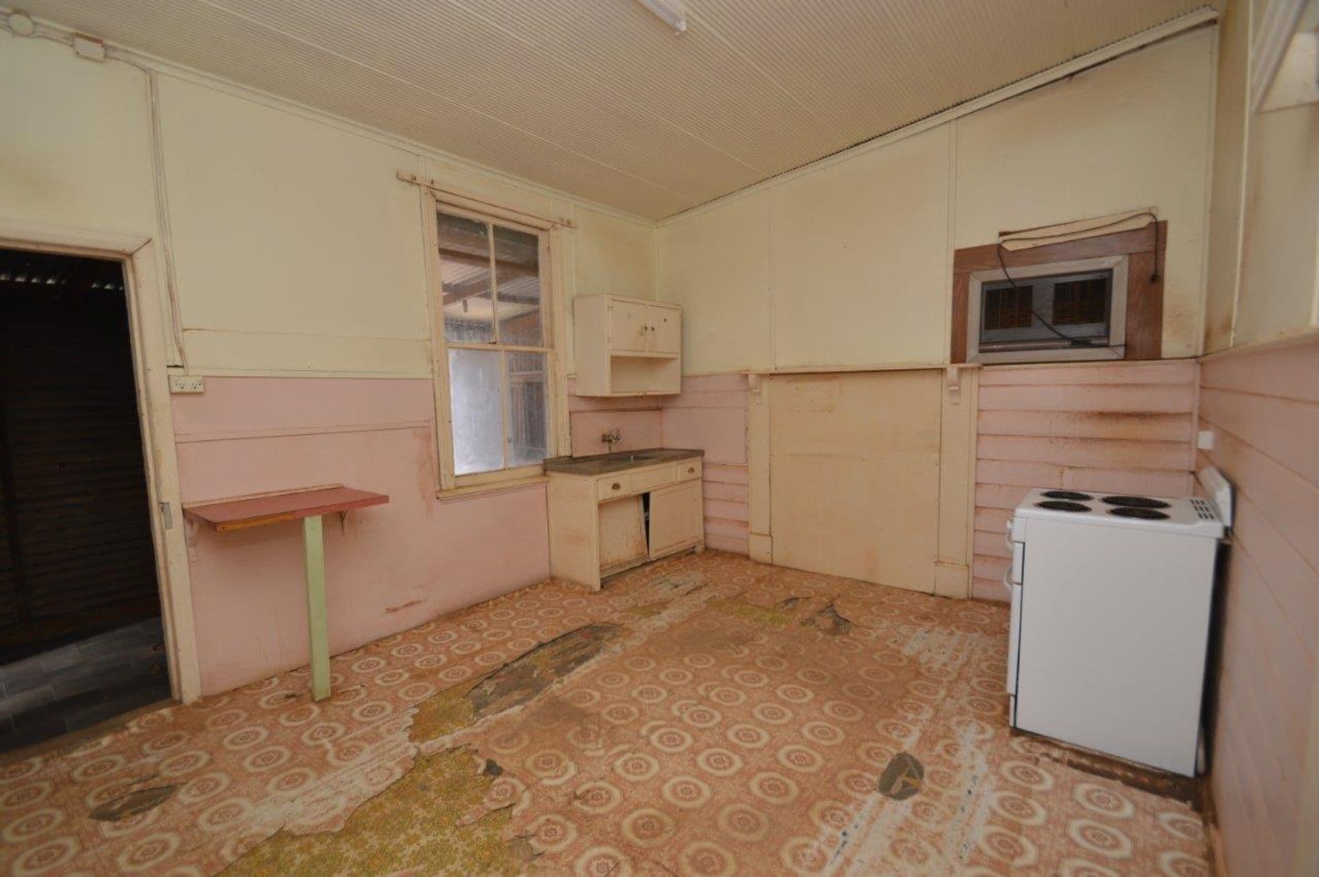 595 Wolfram Street, Broken Hill, NSW, 2880, Broken Hill - Thumbnail 2
