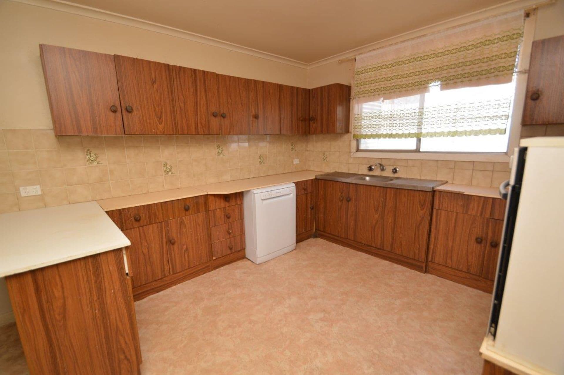 511 McGowen Street, Broken Hill, NSW, 2880, Broken Hill - Thumbnail 2