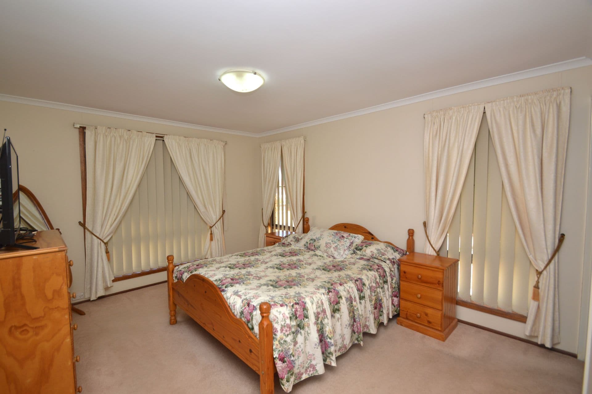 7 Cummins Place, Broken Hill, NSW, 2880, Broken Hill - Thumbnail 6