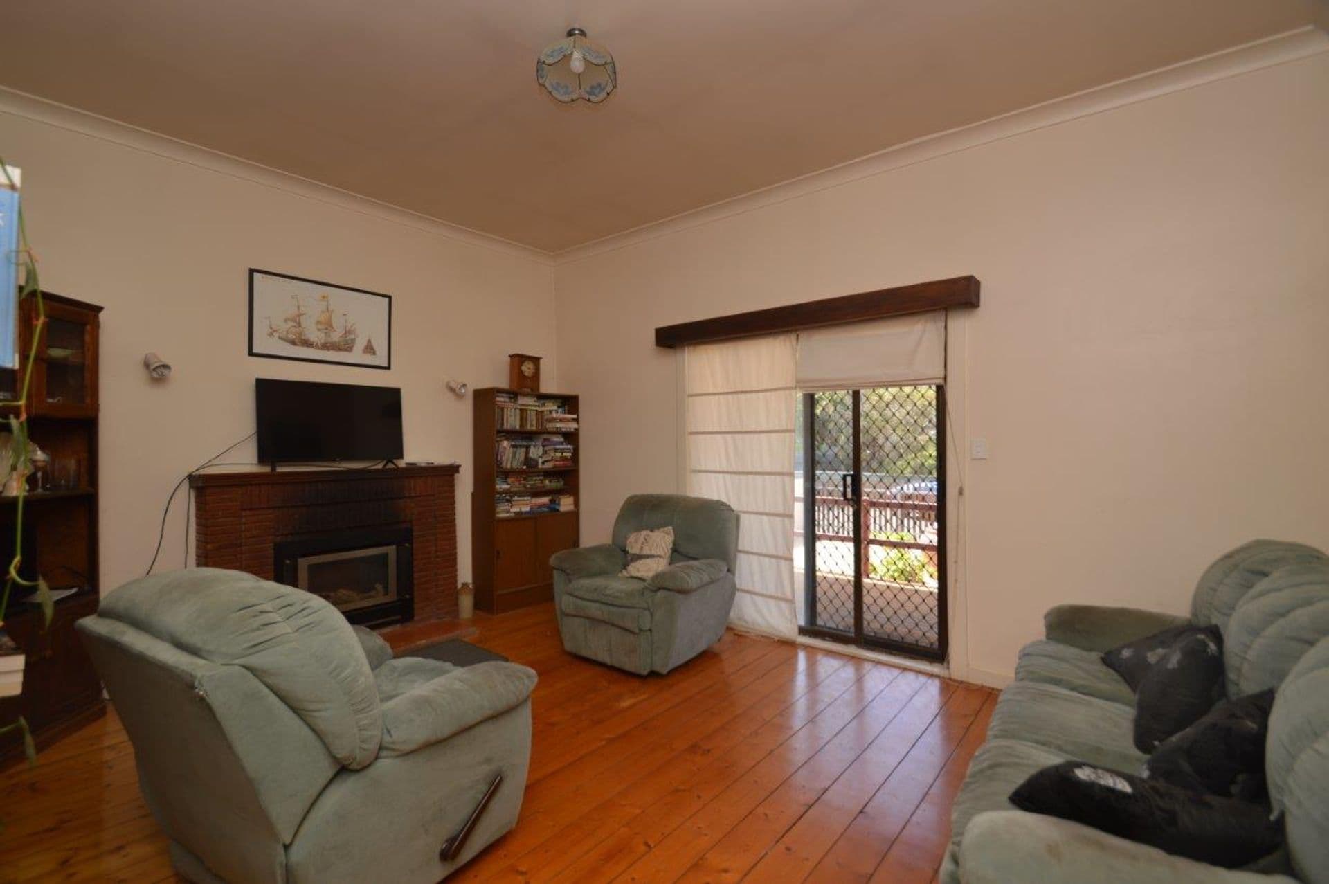 652 Lane Lane, Broken Hill, NSW, 2880, Broken Hill - Thumbnail 2