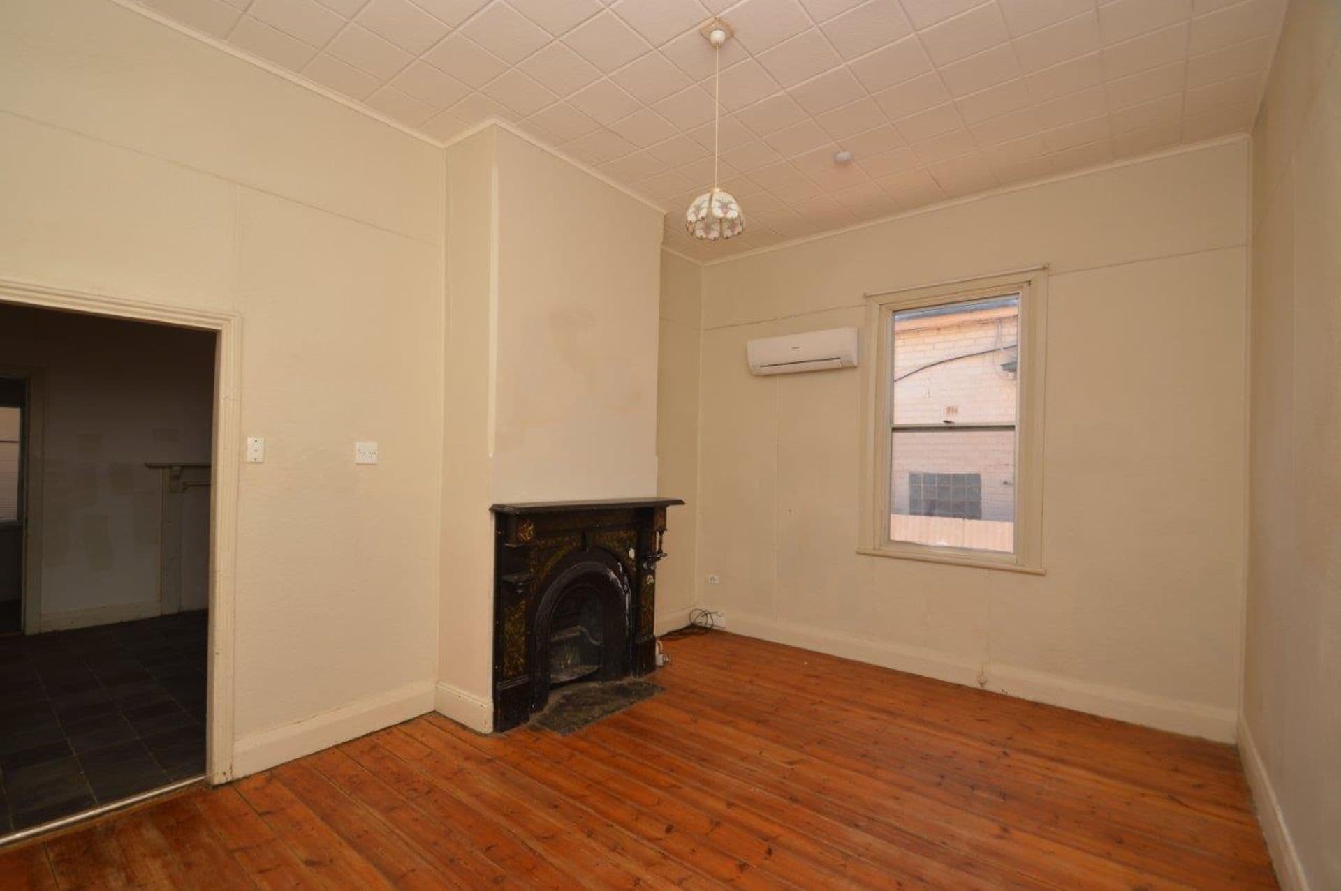 190 Bromide Street, Broken Hill, NSW, 2880, Broken Hill - Thumbnail 2