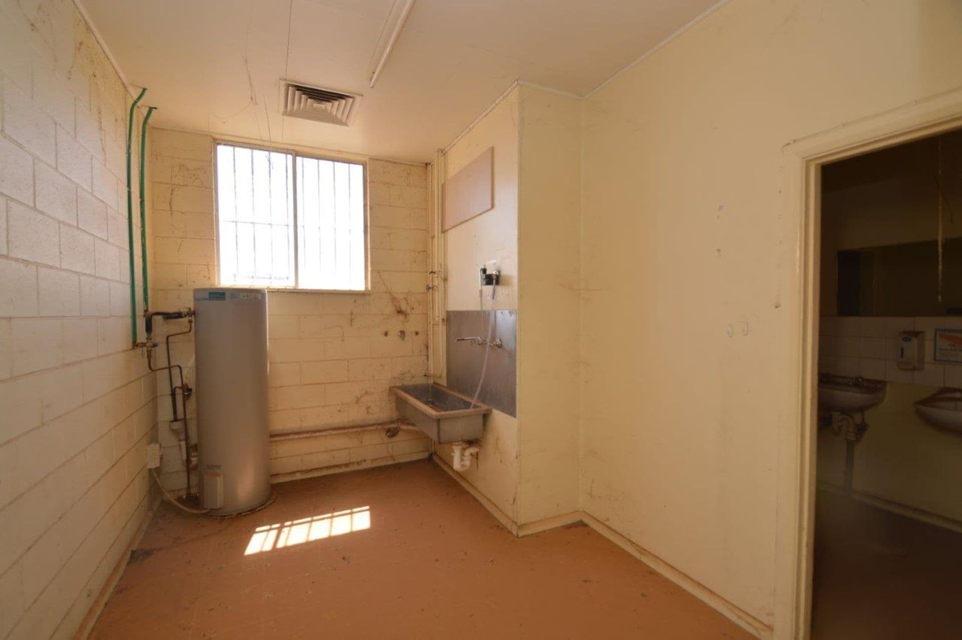 212-218 Patton Street, Broken Hill, NSW, 2880, Broken Hill - Thumbnail 4