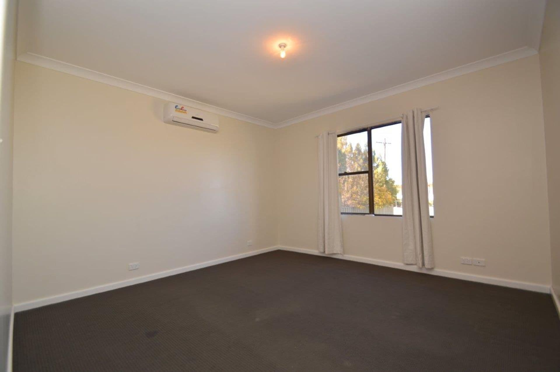 6 Casuarina Avenue, Broken Hill, NSW, 2880, Broken Hill - Thumbnail 5