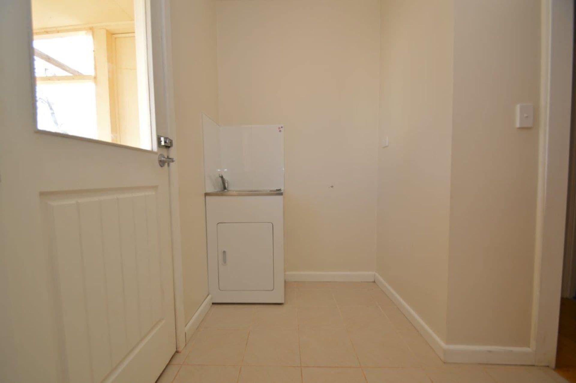6 Casuarina Avenue, Broken Hill, NSW, 2880, Broken Hill - Thumbnail 8