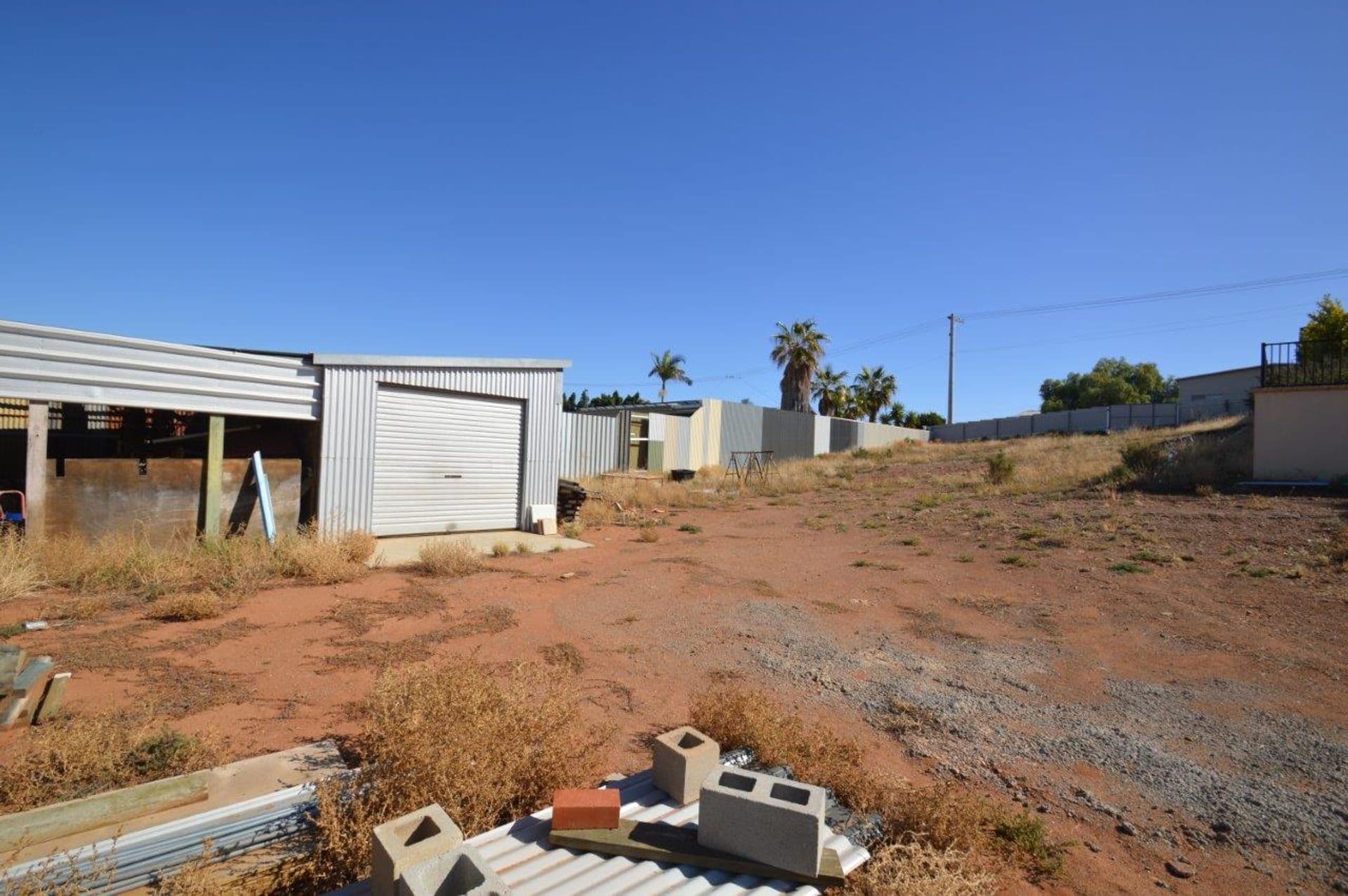 363 Sulphide Street And 177 Cummins Lane, Broken Hill, NSW, 2880, Broken Hill - Thumbnail 2