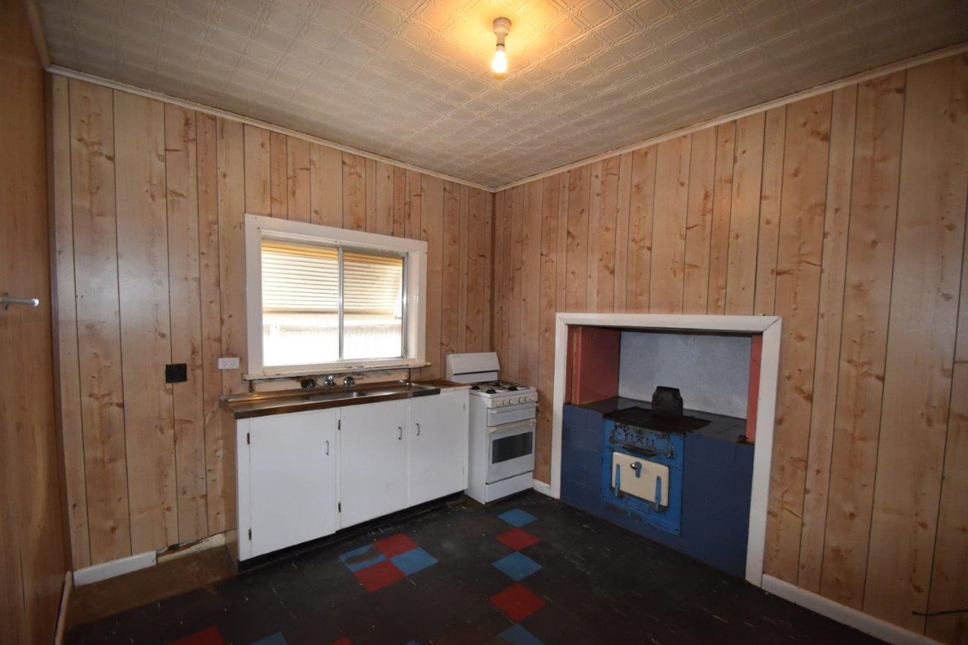 566 Radium Street, Broken Hill, NSW, 2880, Broken Hill - Thumbnail 2