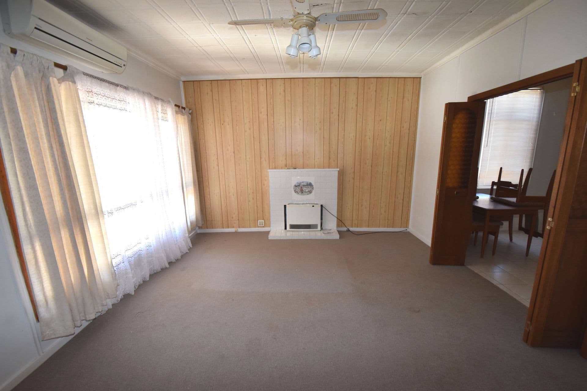 9 Central Street, Broken Hill, NSW, 2880, Broken Hill - Thumbnail 2