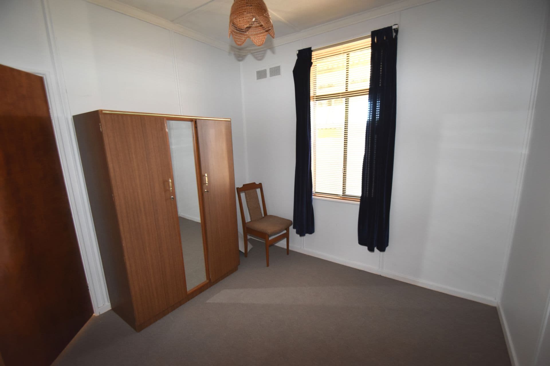 9 Central Street, Broken Hill, NSW, 2880, Broken Hill - Thumbnail 6
