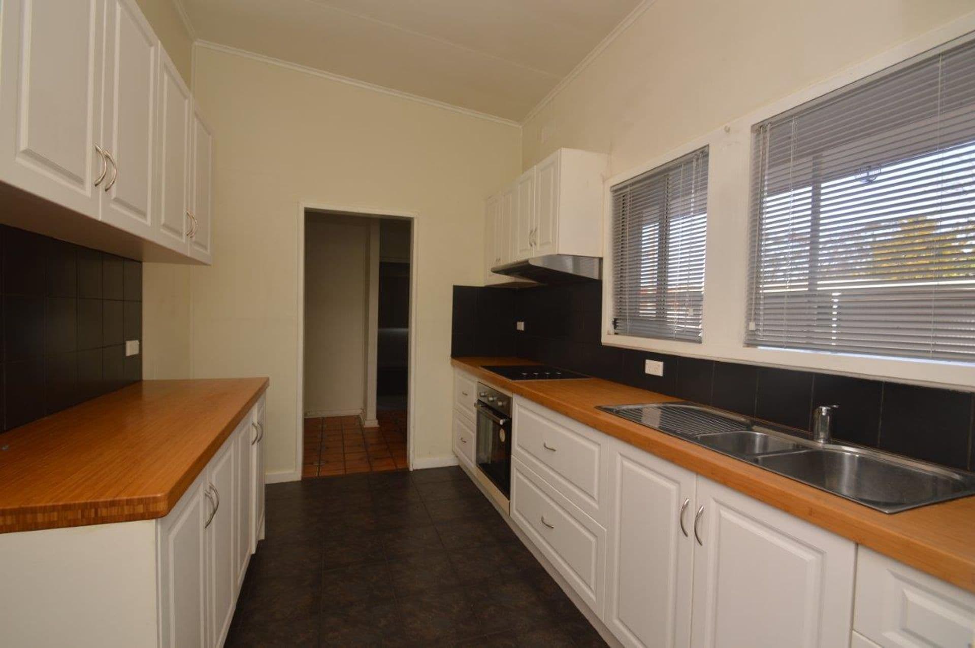 1 King Street, Broken Hill, NSW, 2880, Broken Hill - Thumbnail 3