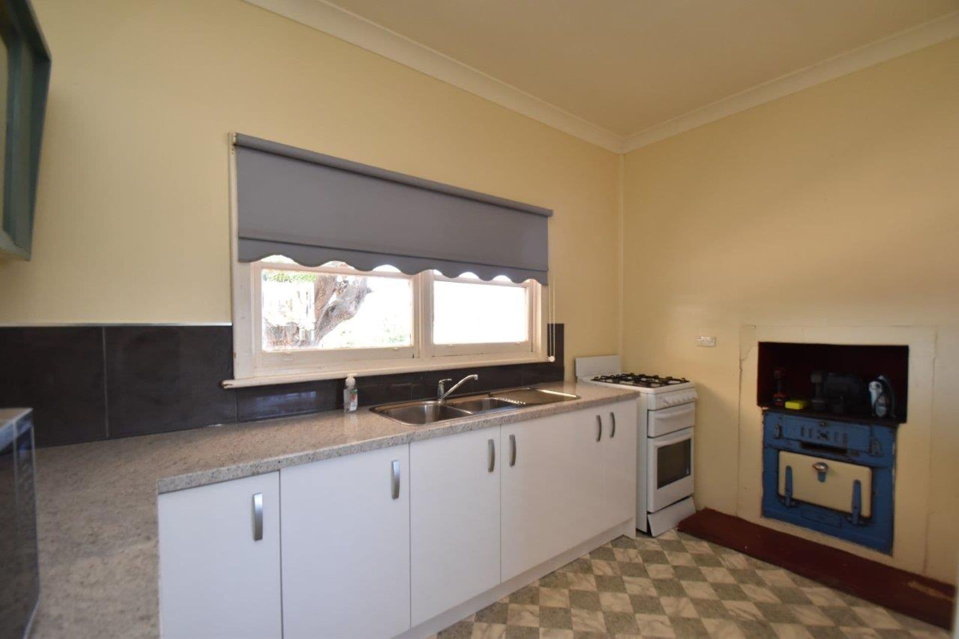 14 South Street, Broken Hill, NSW, 2880, Broken Hill - Thumbnail 5
