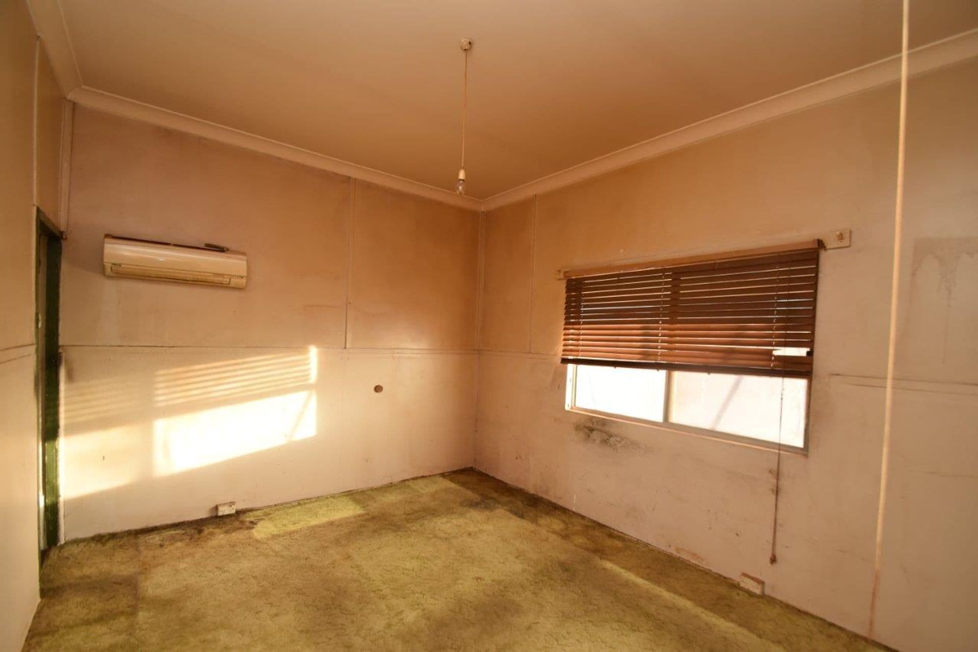 125 Bromide Street, Broken Hill, NSW, 2880, Broken Hill - Thumbnail 4