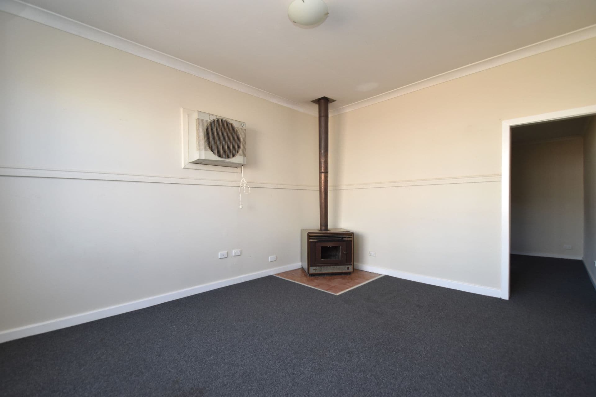 335 Piper Street, Broken Hill, NSW, 2880, Broken Hill - Thumbnail 3