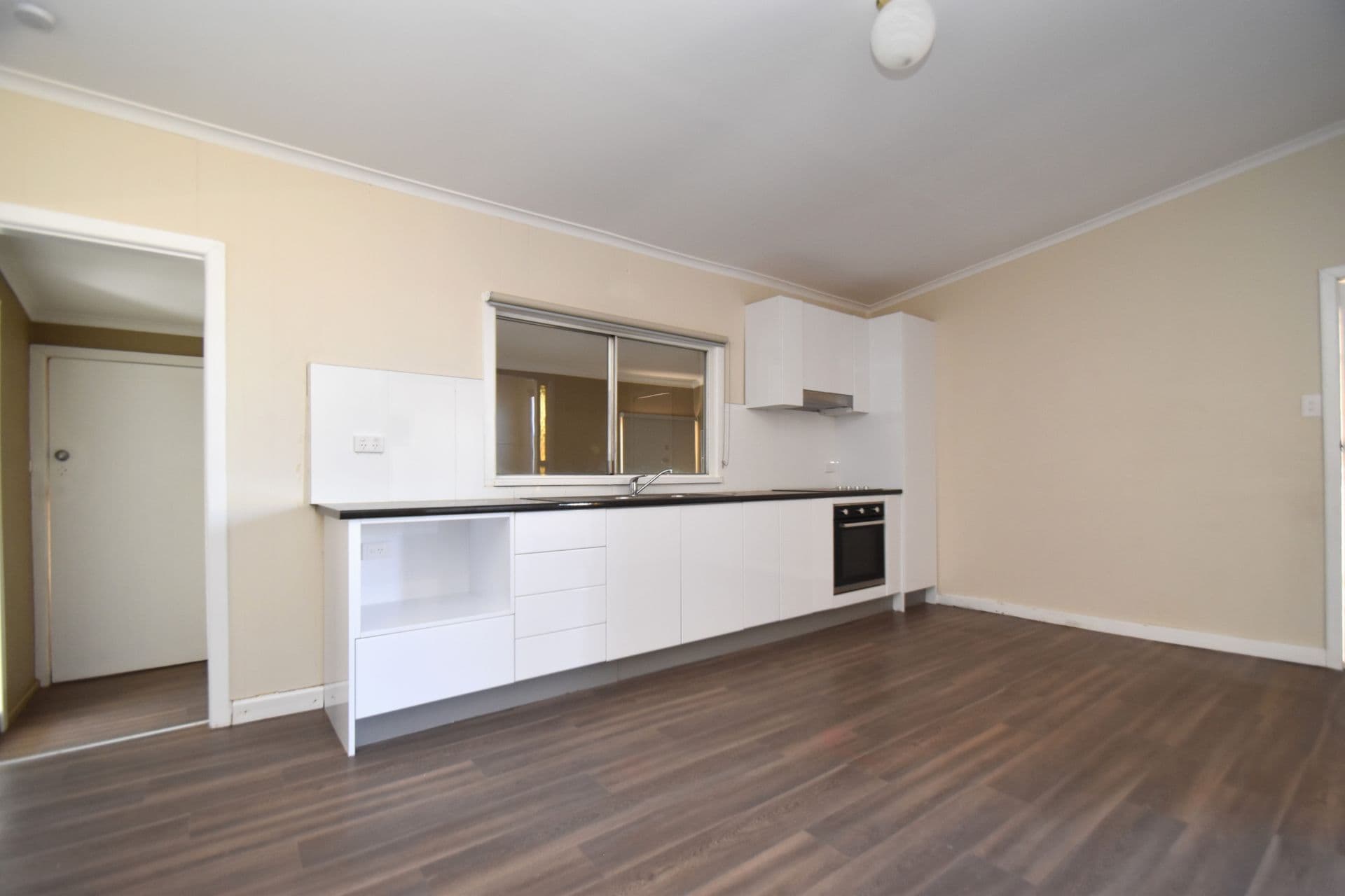 335 Piper Street, Broken Hill, NSW, 2880, Broken Hill - Thumbnail 2