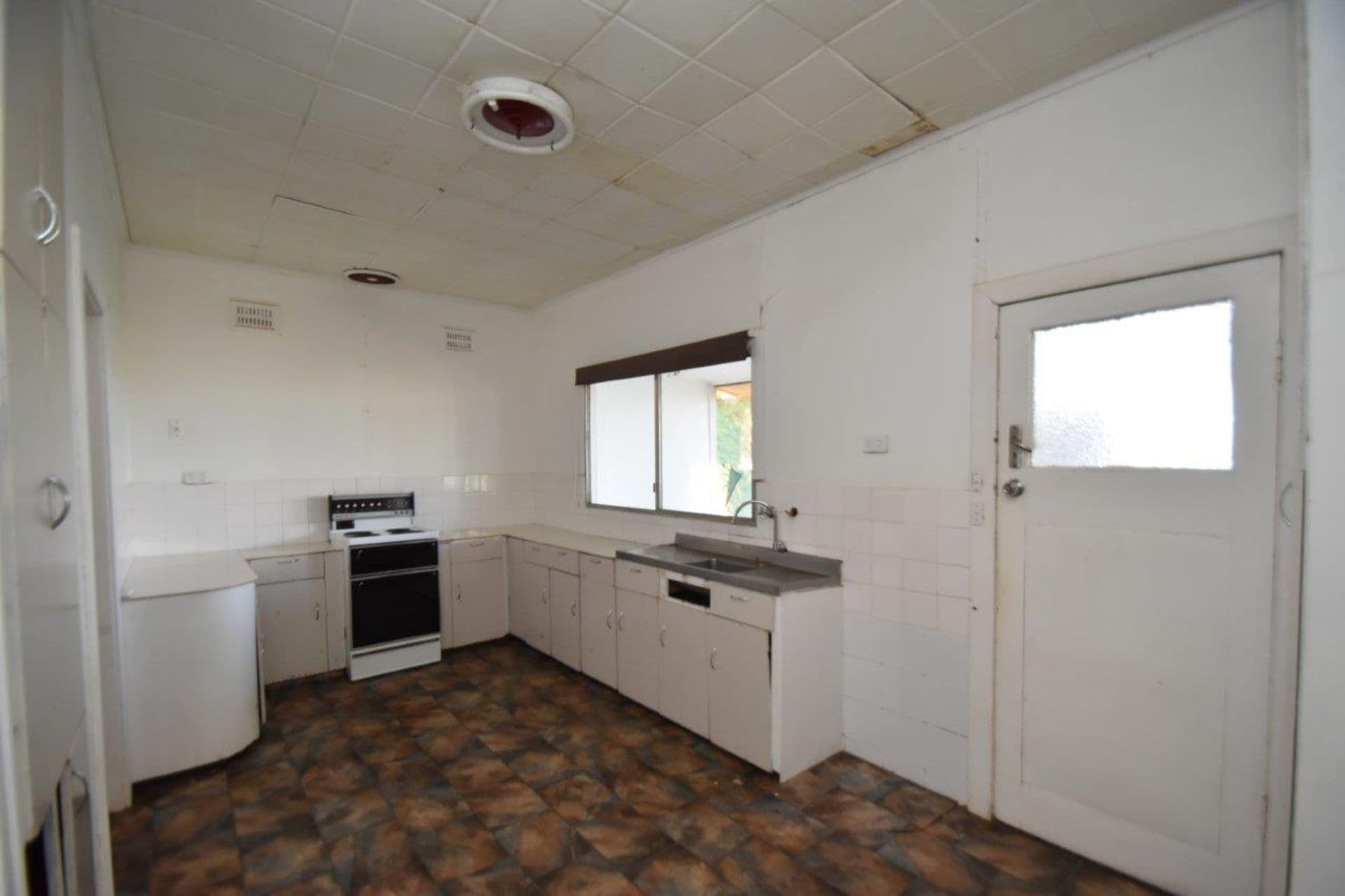7 Wilson Street, Broken Hill, NSW, 2880, Broken Hill - Thumbnail 7