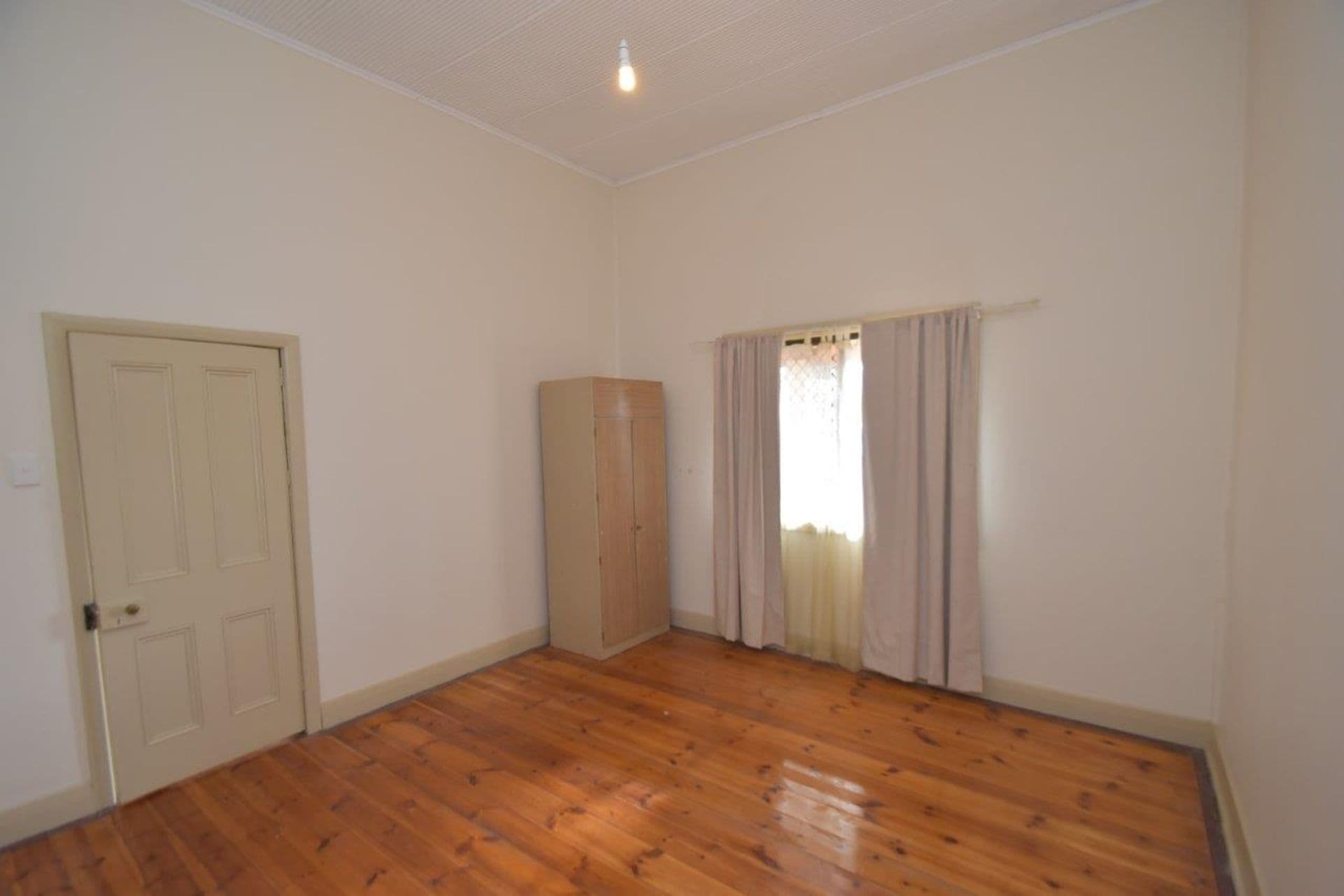 63 Patton Street, Broken Hill, NSW, 2880, Broken Hill - Thumbnail 3