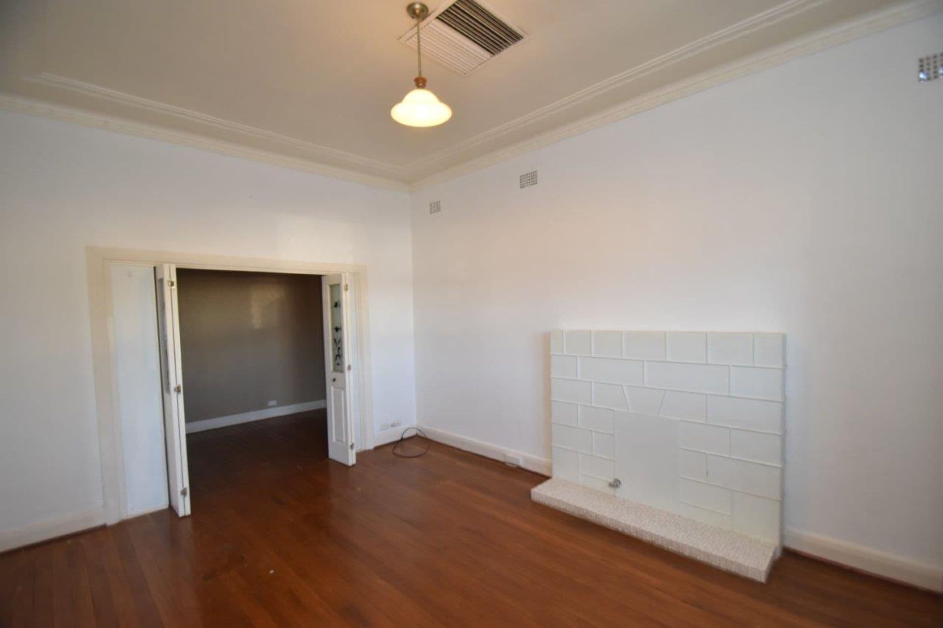 68 Hill Street, Broken Hill, NSW, 2880, Broken Hill - Thumbnail 2