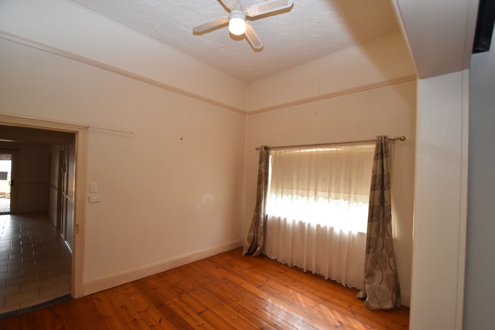 172 Cornish Street, Broken Hill, NSW, 2880, Broken Hill - Thumbnail 3