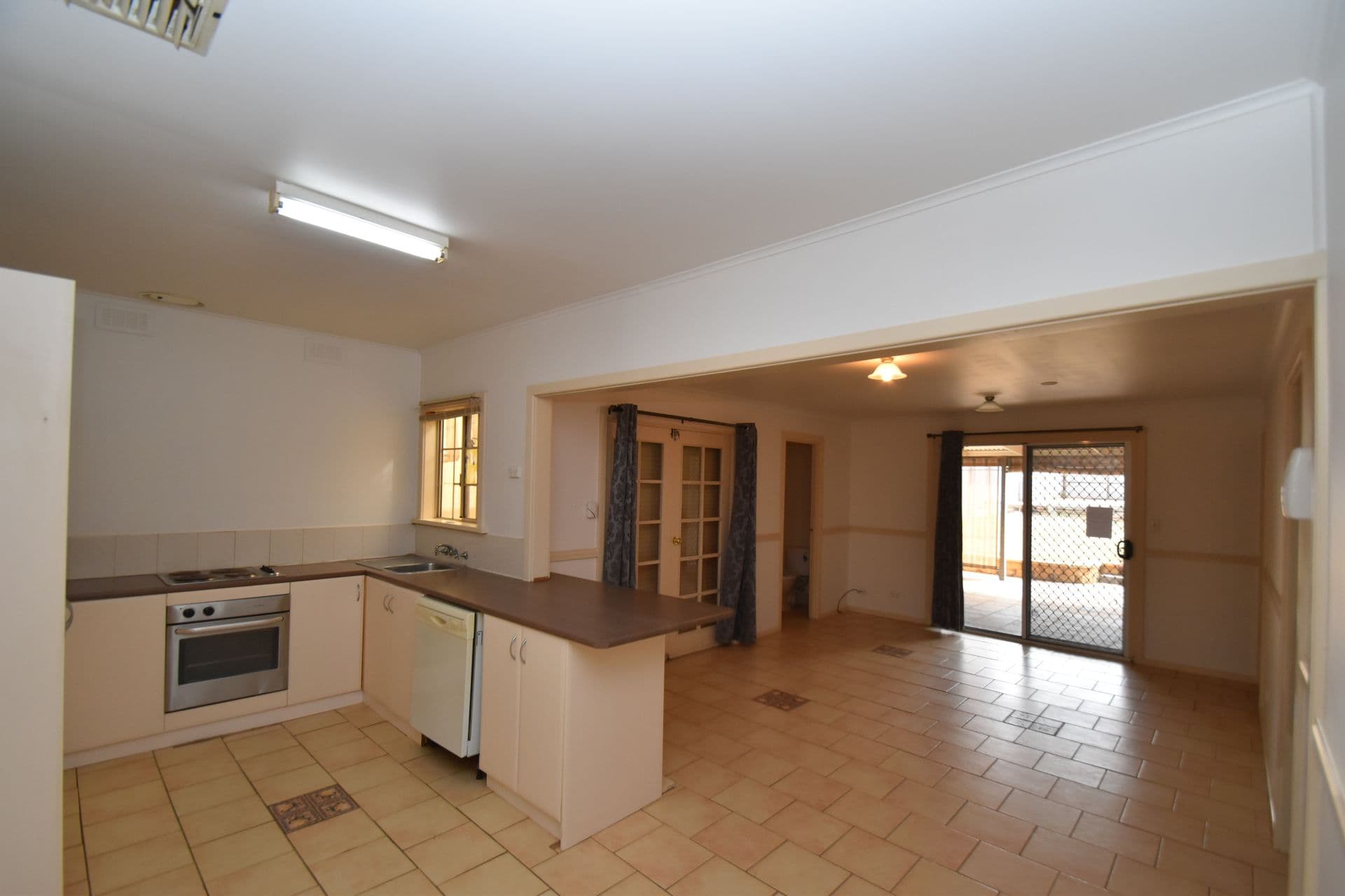 172 Cornish Street, Broken Hill, NSW, 2880, Broken Hill - Thumbnail 5