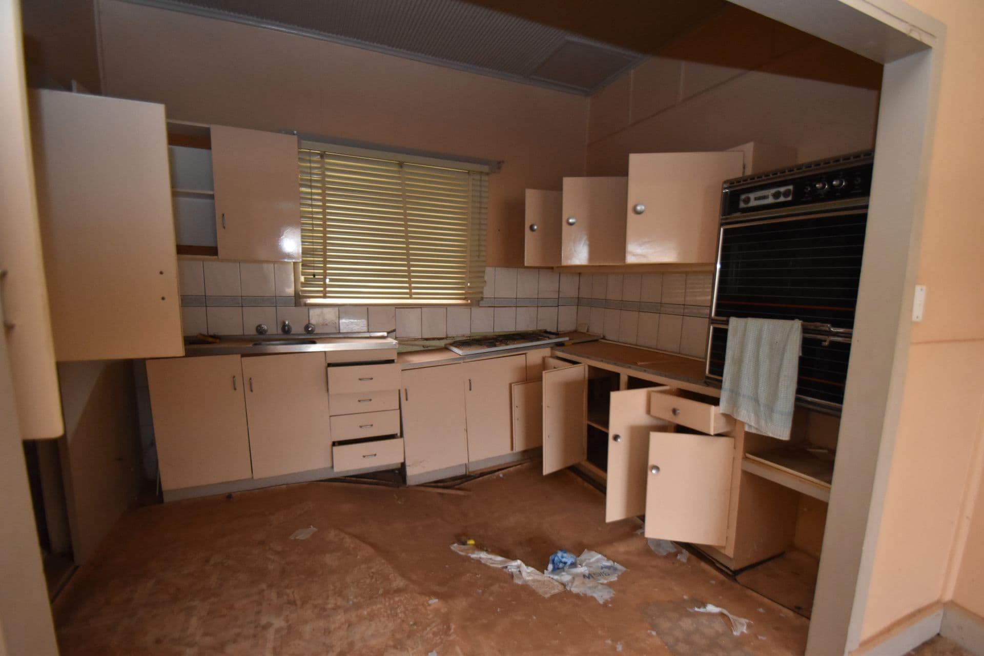 160 Gaffney Lane, Broken Hill, NSW, 2880, Broken Hill - Thumbnail 6
