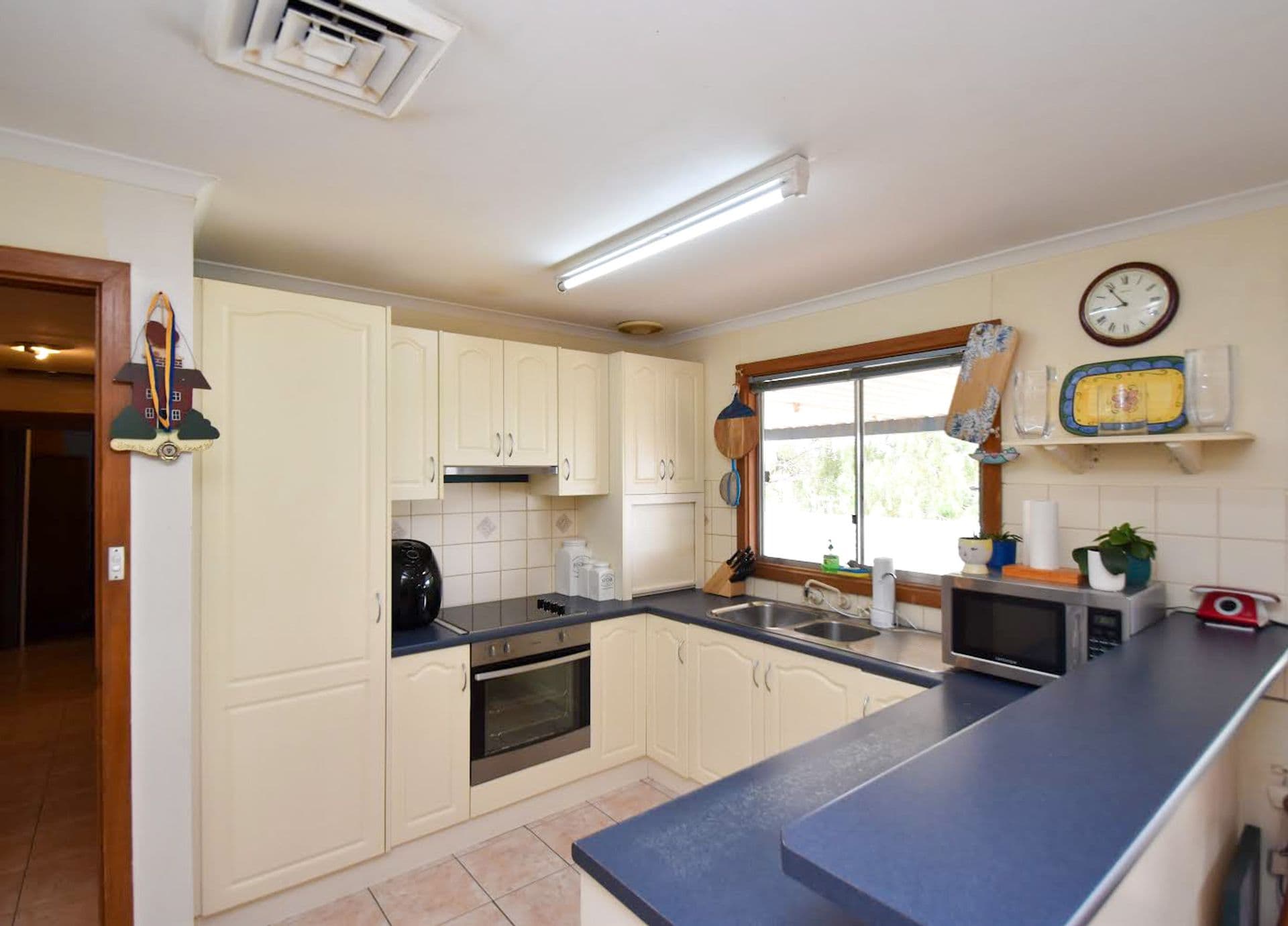 45 Albert Morris Avenue, Broken Hill, NSW, 2880, Broken Hill - Thumbnail 3