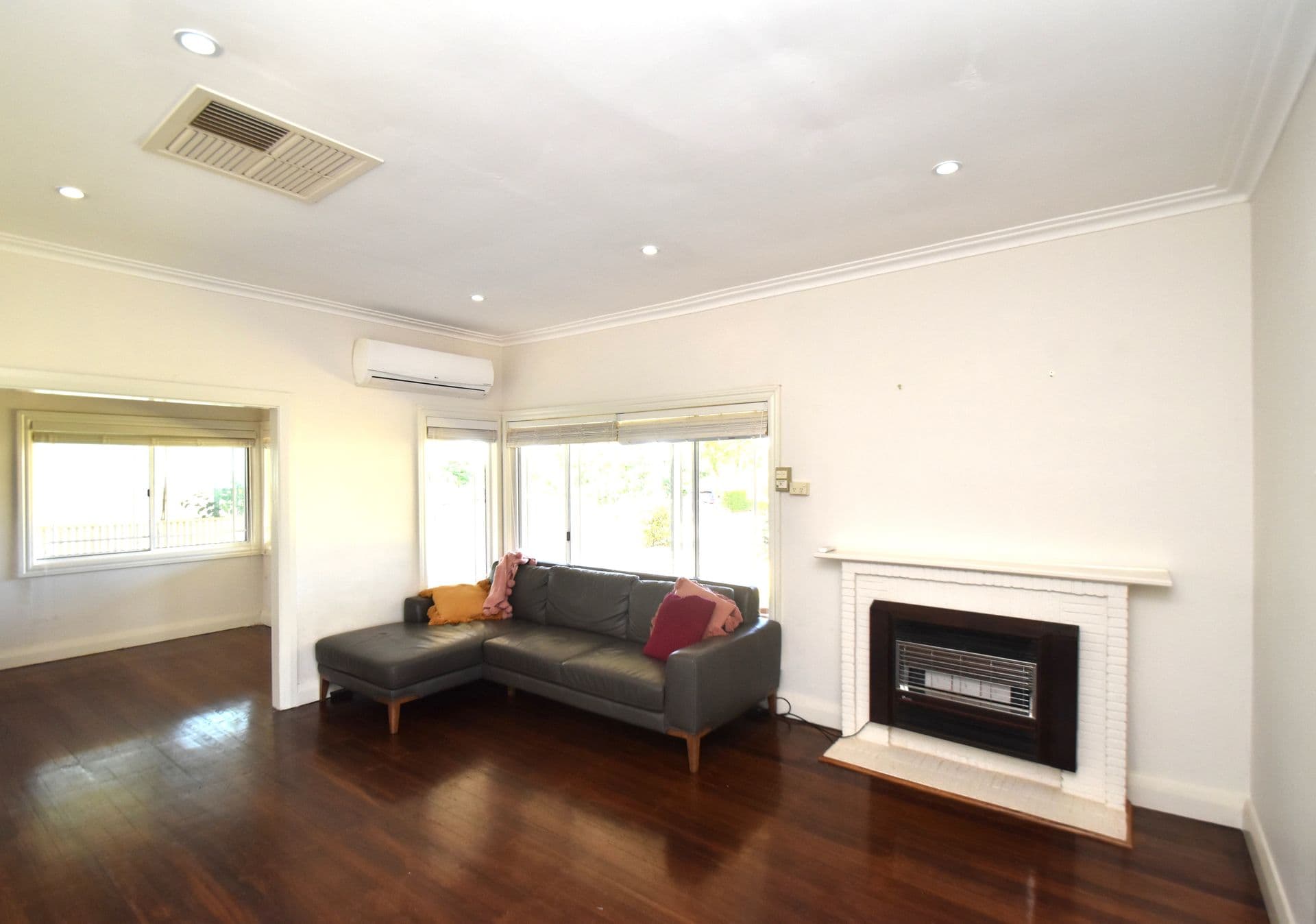 1 Jacaranda Place, Broken Hill, NSW, 2880, Broken Hill - Thumbnail 2