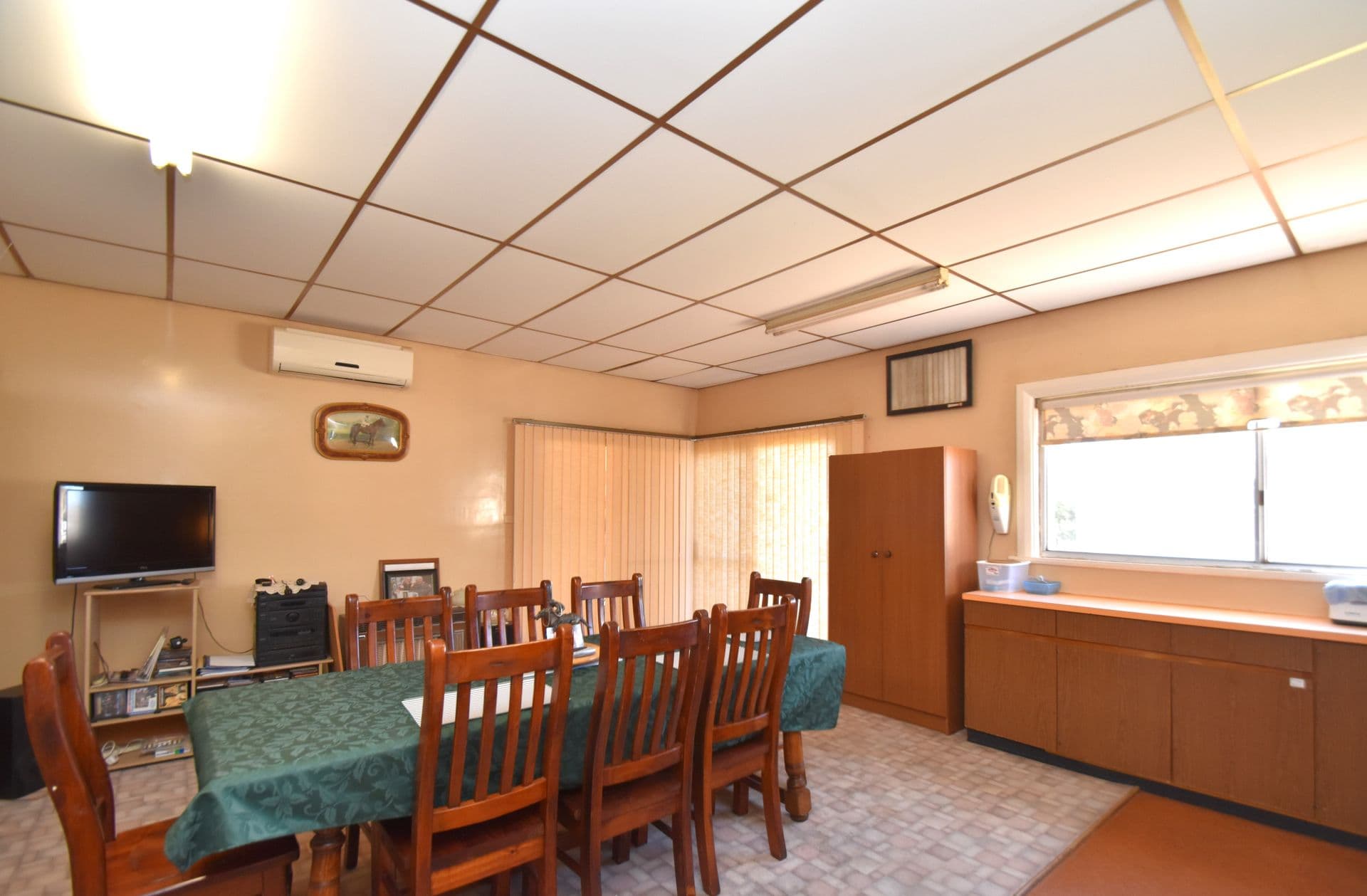 33 Ryan Street, Broken Hill, NSW, 2880, Broken Hill - Thumbnail 2