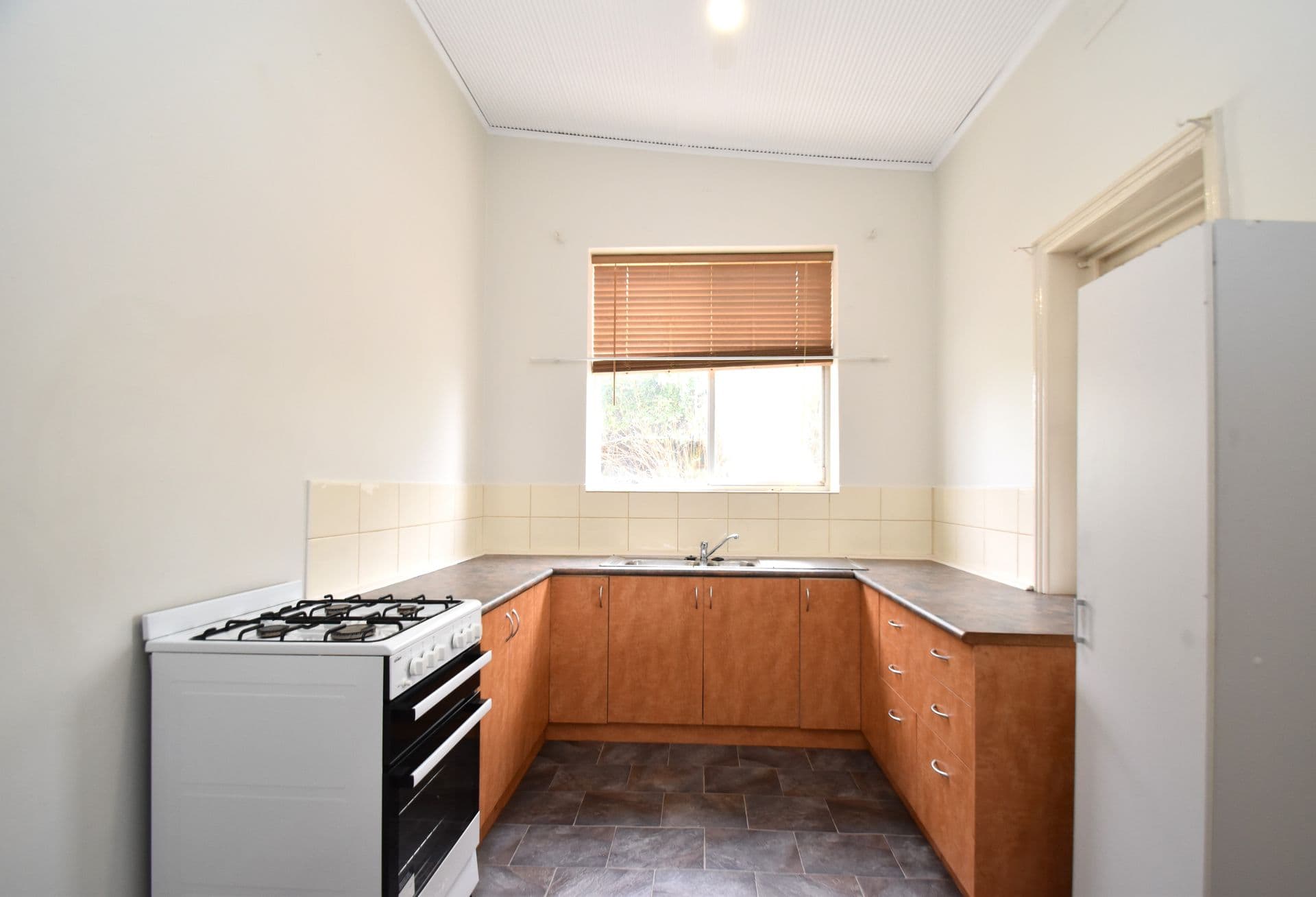 232 Chapple Street, Broken Hill, NSW, 2880, Broken Hill - Thumbnail 5