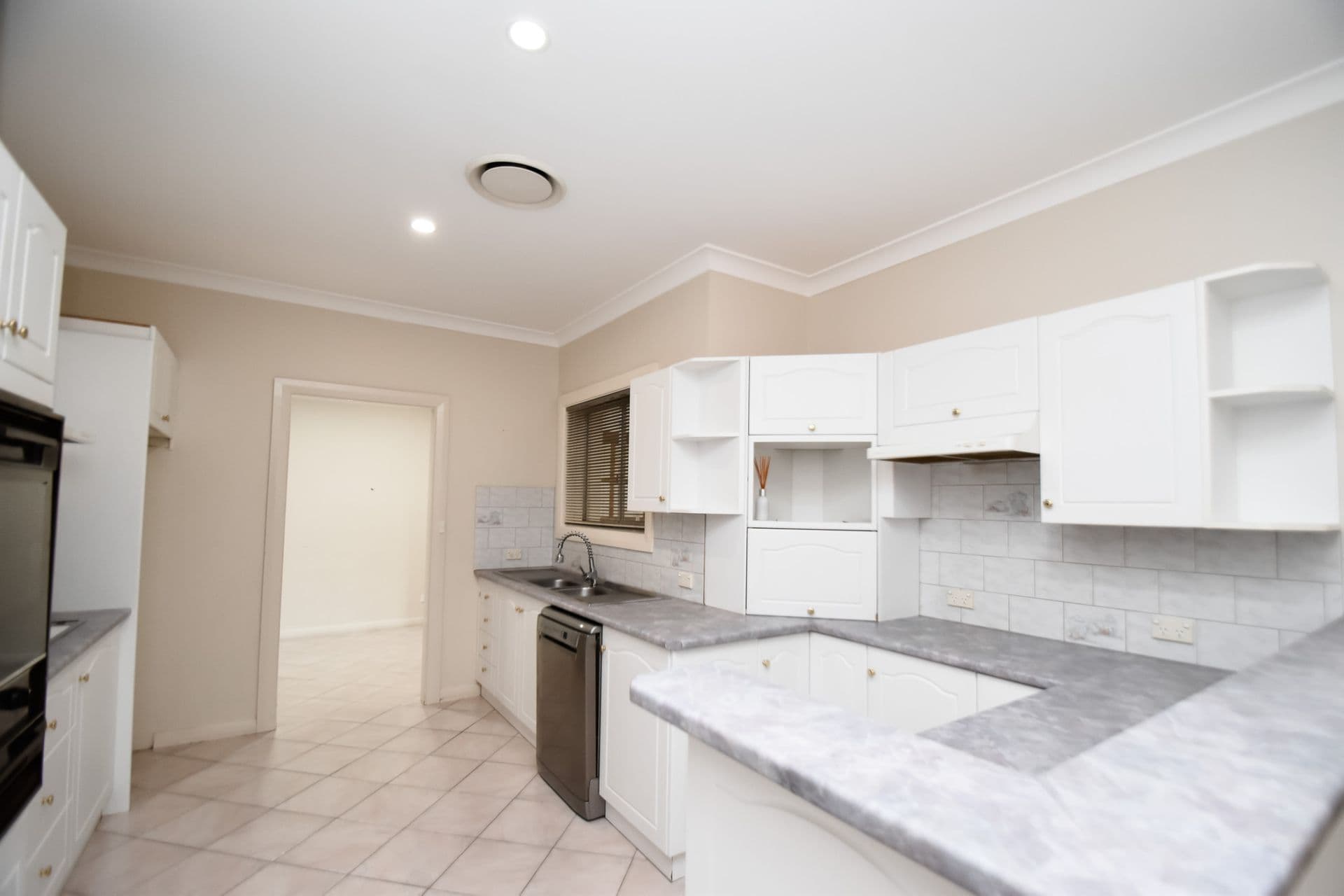 542 Cummins Street, Broken Hill, NSW, 2880, Broken Hill - Thumbnail 3