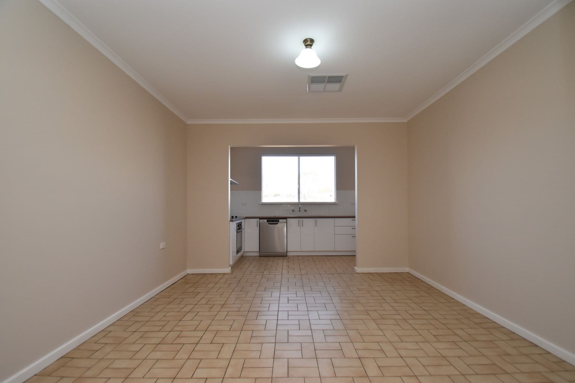 208 Carbon Street, Broken Hill, NSW, 2880, Broken Hill - Thumbnail 8
