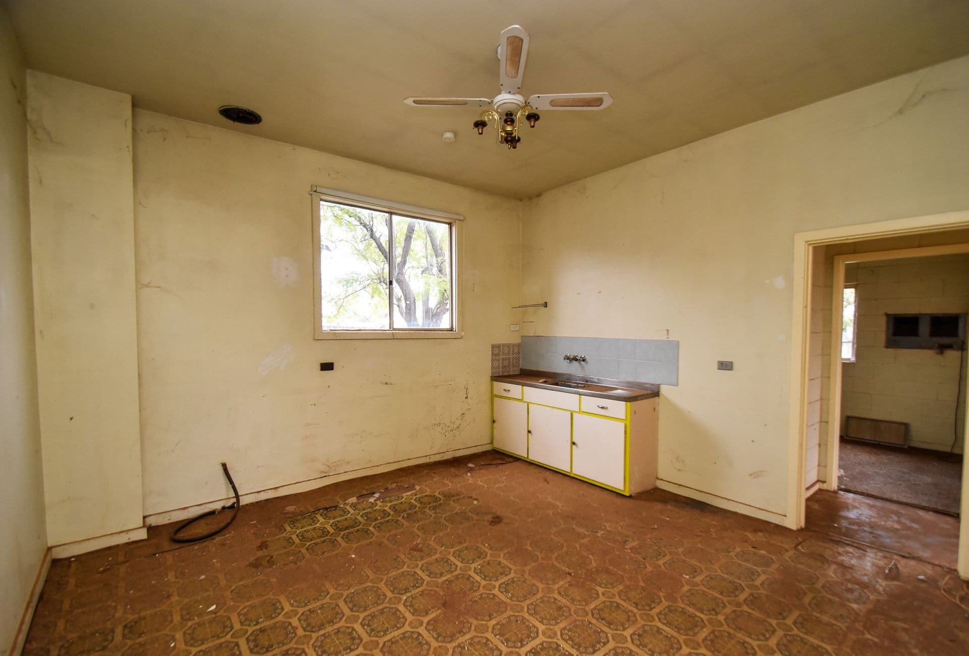 293 Boughtman Street, Broken Hill, NSW, 2880, Broken Hill - Thumbnail 2