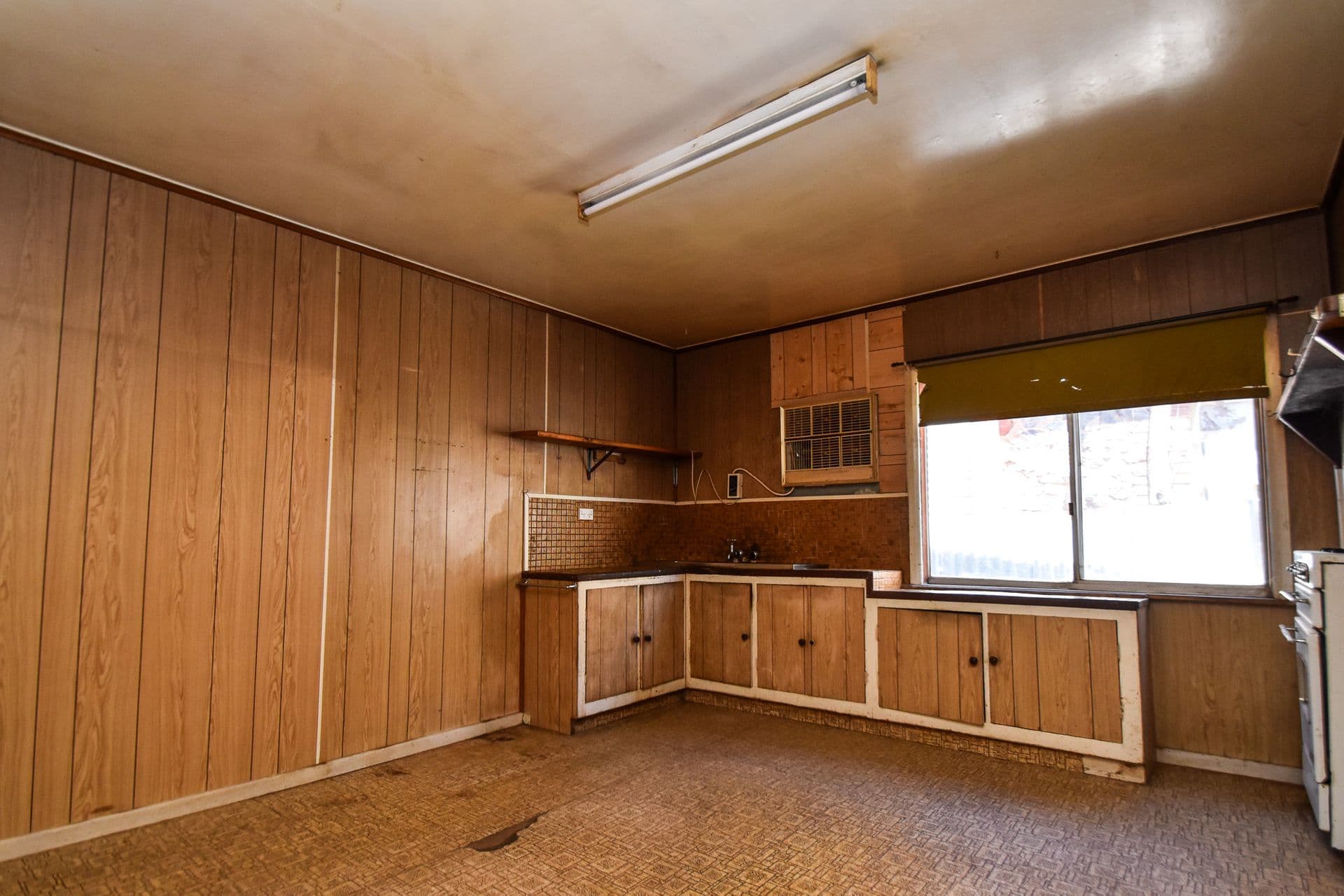 74 Patton Street, Broken Hill, NSW, 2880, Broken Hill - Thumbnail 2