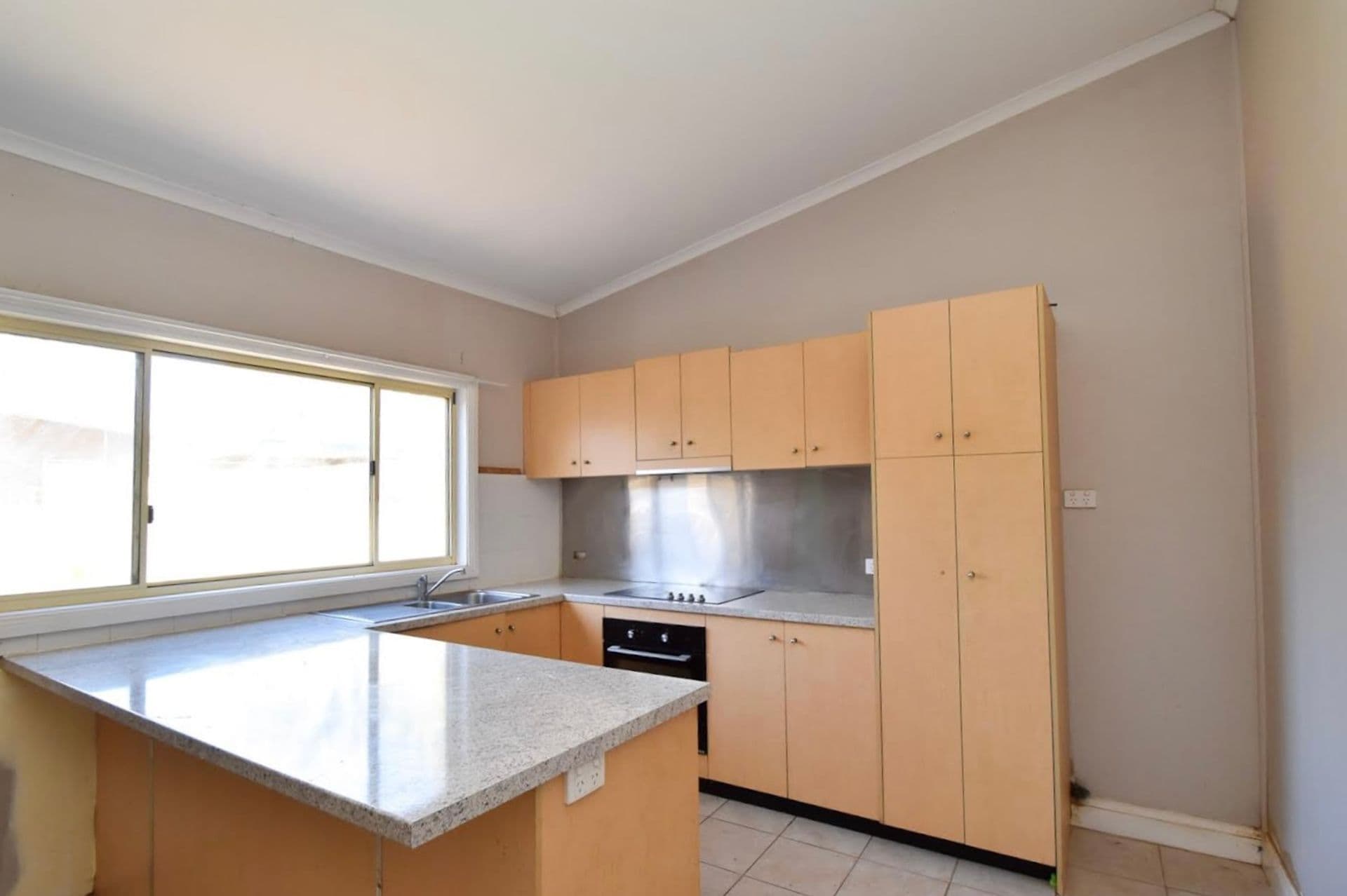 229 Hebbard Street, Broken Hill, NSW, 2880, Broken Hill - Thumbnail 3