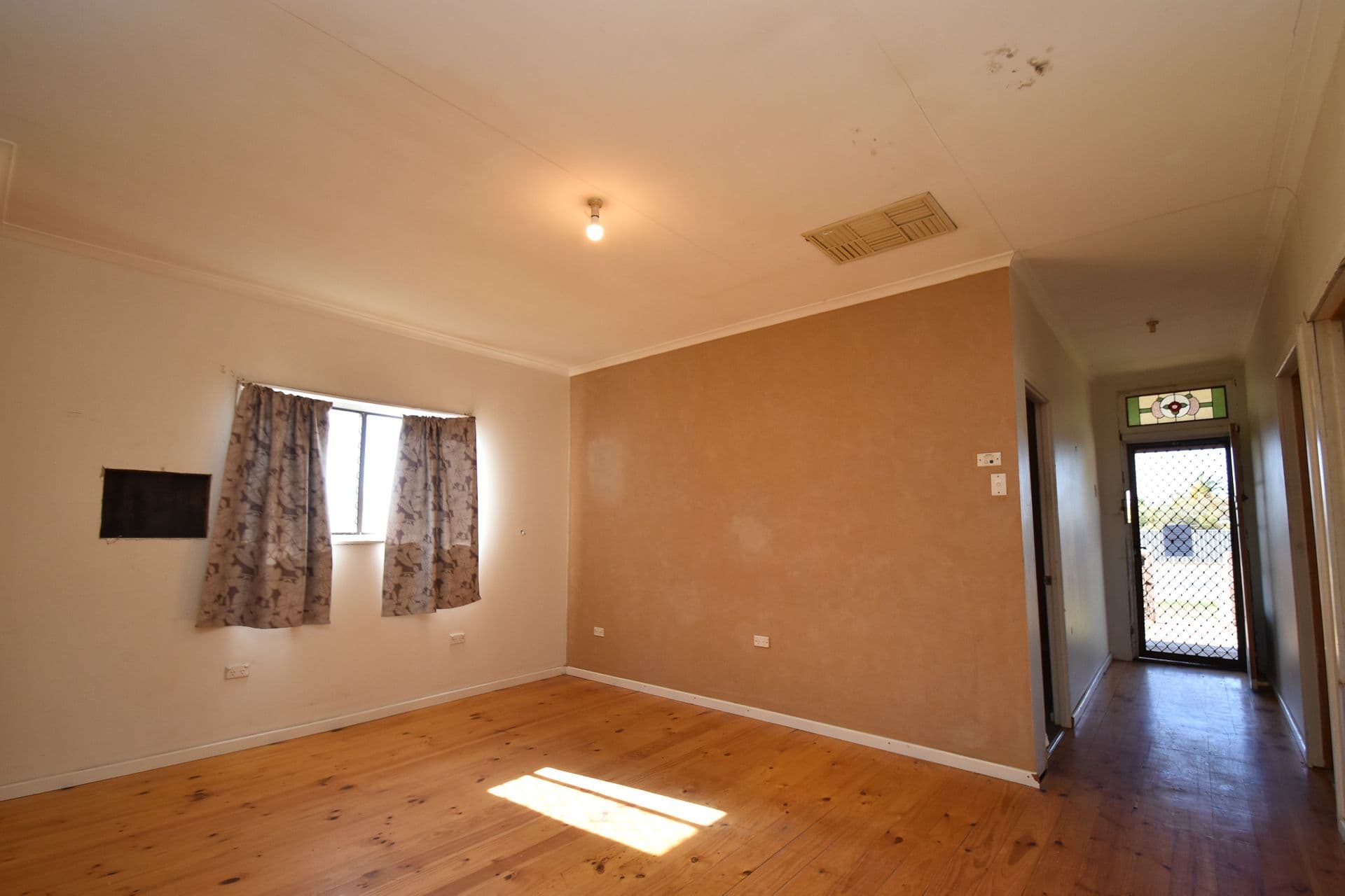 78 Patton Street, Broken Hill, NSW, 2880, Broken Hill - Thumbnail 5