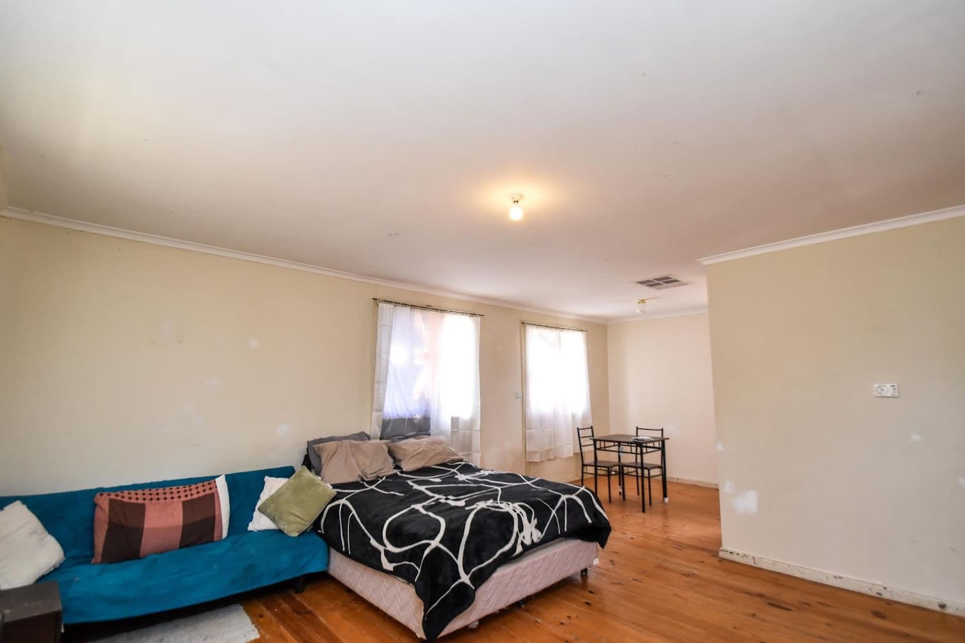 676 McGowen Street, Broken Hill, NSW, 2880, Broken Hill - Thumbnail 3