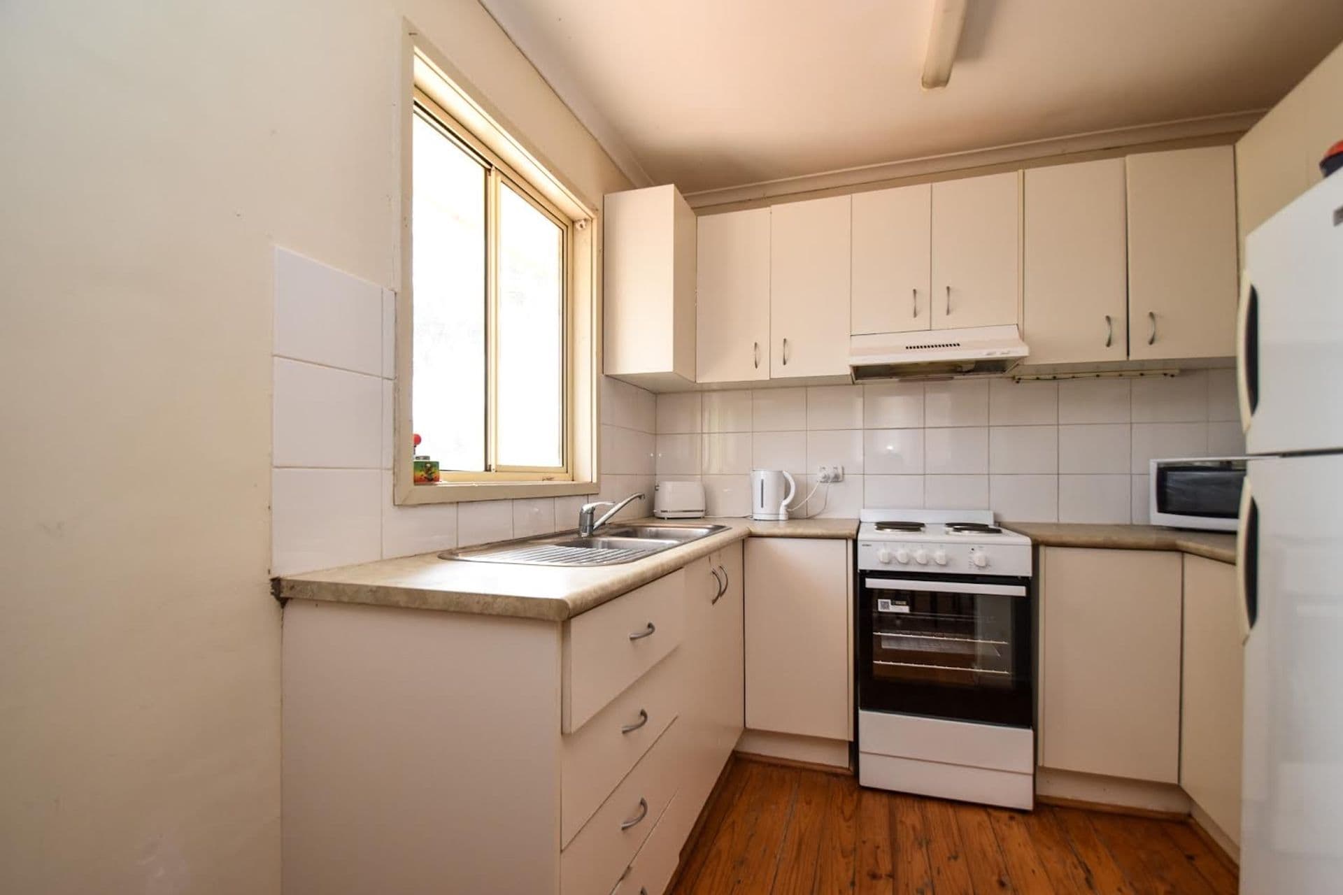 676 McGowen Street, Broken Hill, NSW, 2880, Broken Hill - Thumbnail 2