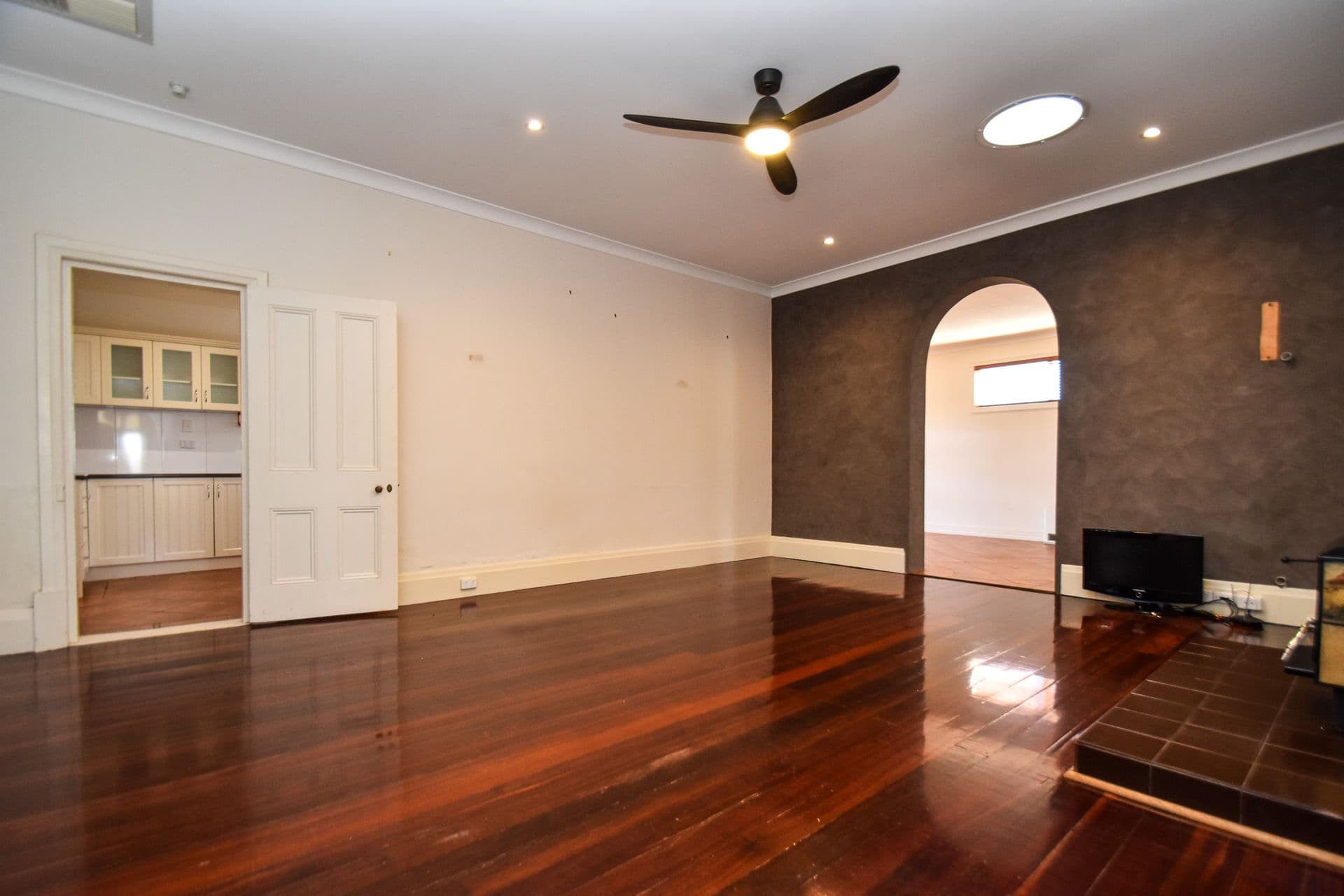 187 Pell Street, Broken Hill, NSW, 2880, Broken Hill - Thumbnail 2