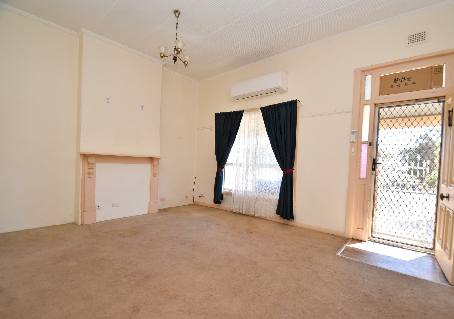 19 Garnet Street, Broken Hill, NSW, 2880, Broken Hill - Thumbnail 2