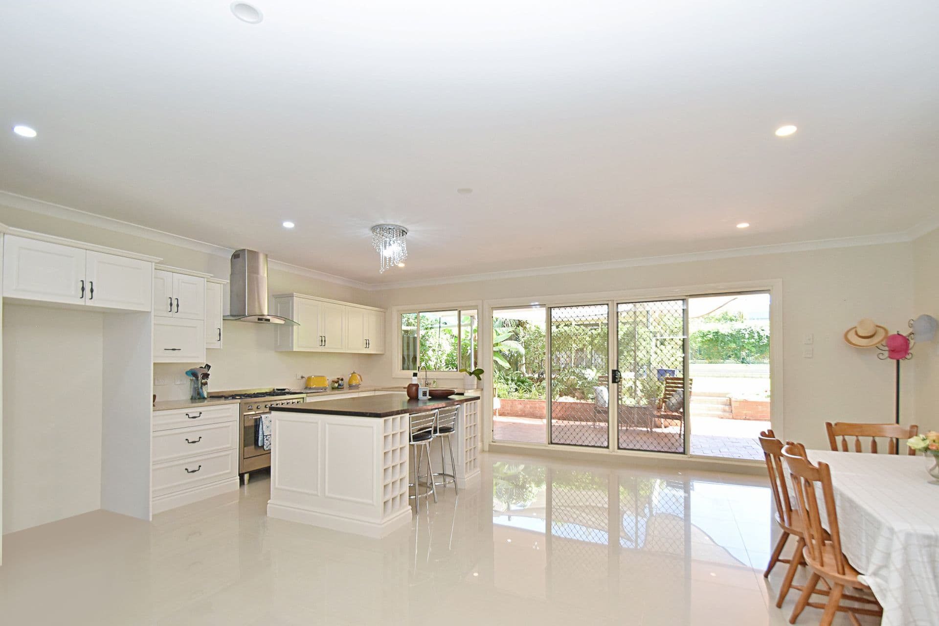322 Cummins Street, Broken Hill, NSW, 2880, Broken Hill - Thumbnail 2