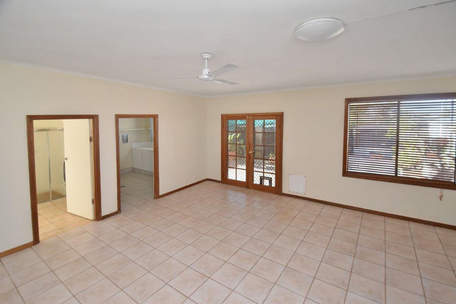 1 Wilson Street, Broken Hill, NSW, 2880, Broken Hill - Thumbnail 8