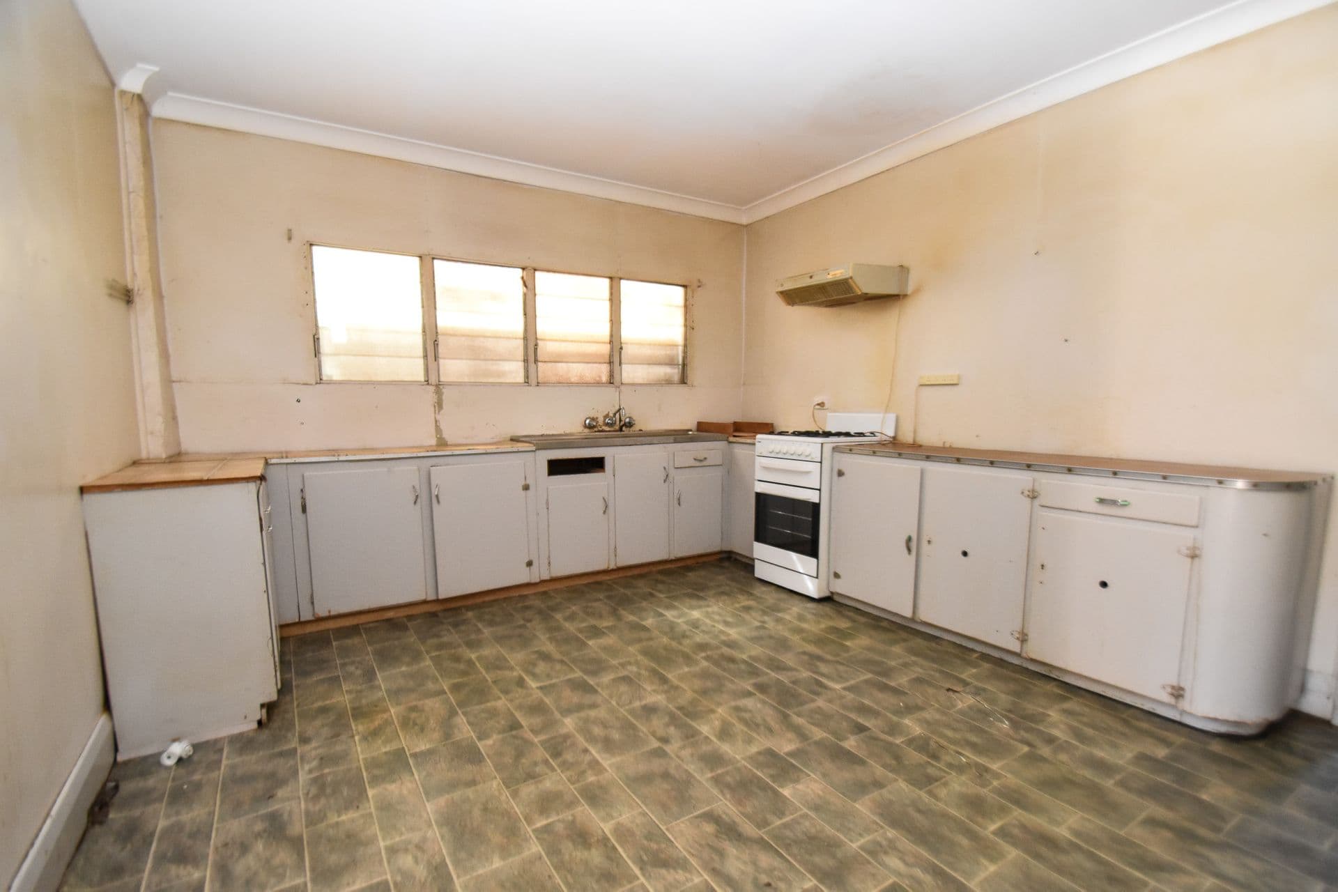 185 Lane Street, Broken Hill, NSW, 2880, Broken Hill - Thumbnail 3