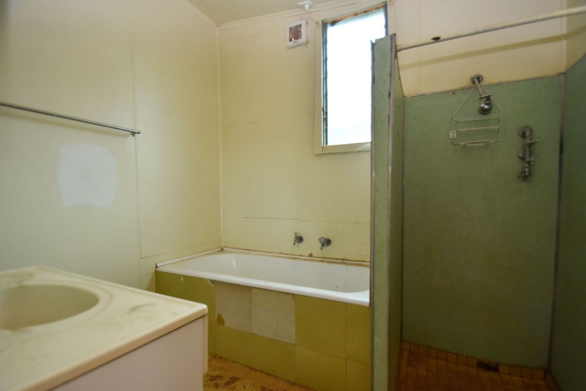 52 Harris Street, Broken Hill, NSW, 2880, Broken Hill - Thumbnail 5